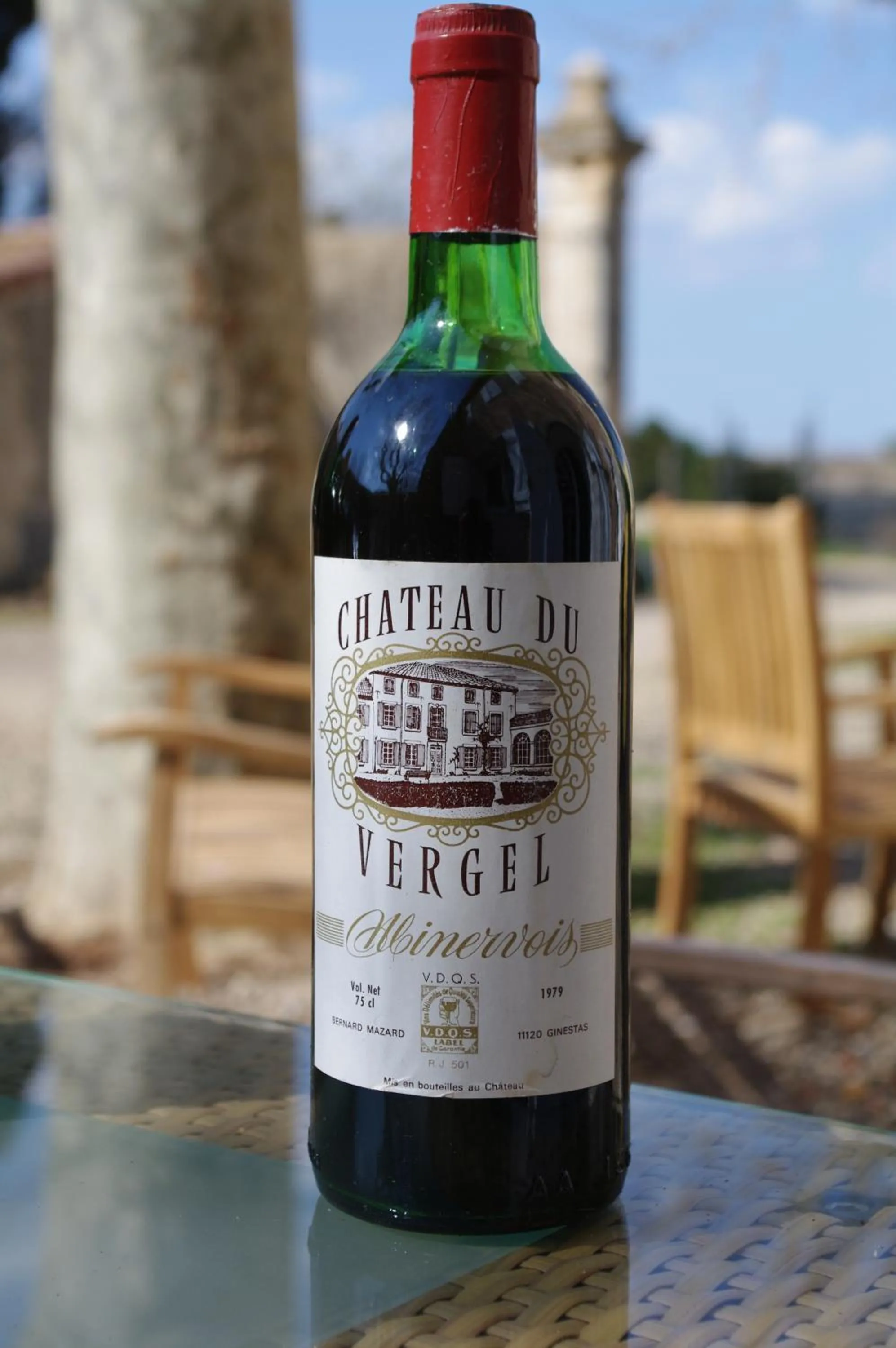 Drinks in Chateau Le Vergel Authenac