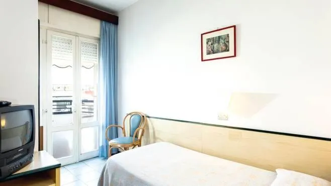 Photo of the whole room, Bed in Hotel Ambasciatori Palace