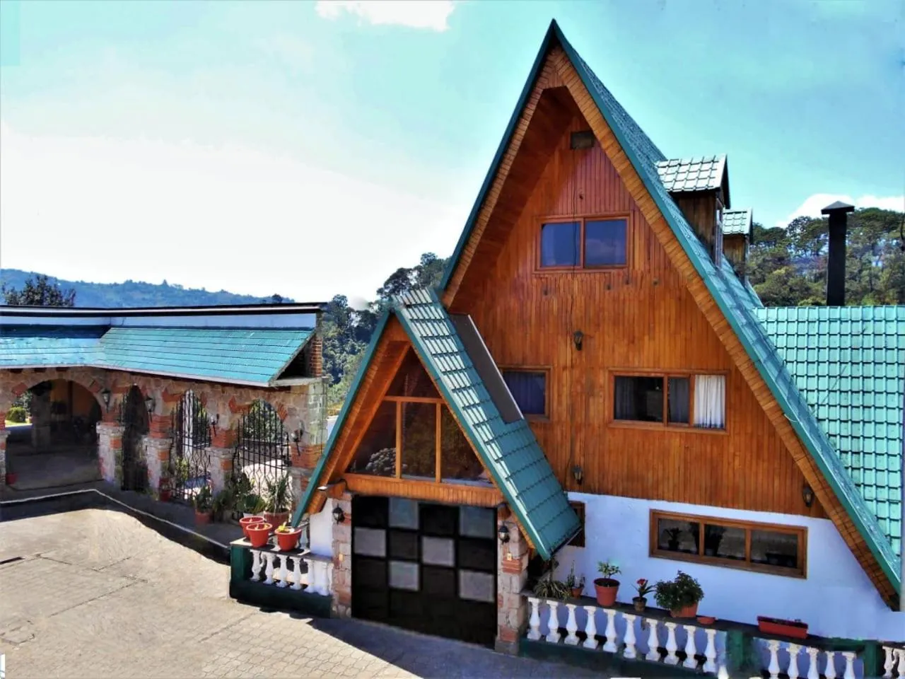 Hotel "La Cabaña de Don Adolfo"