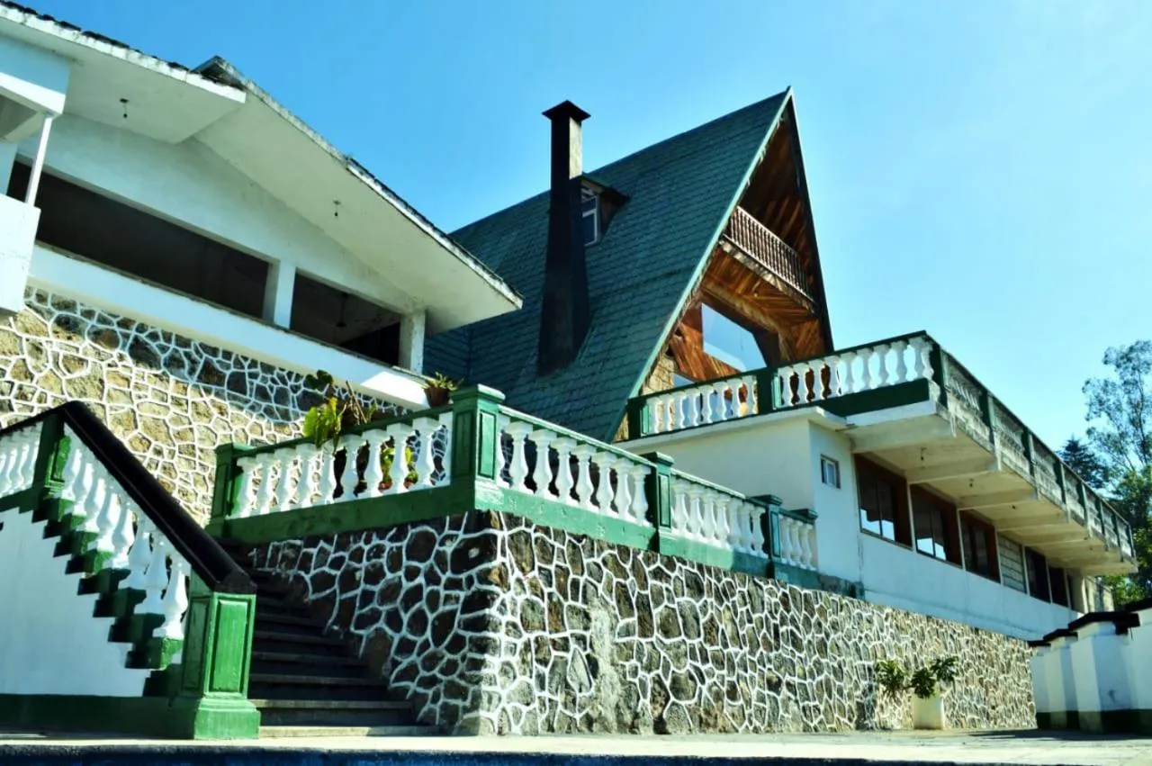 Hotel "La Cabaña de Don Adolfo"