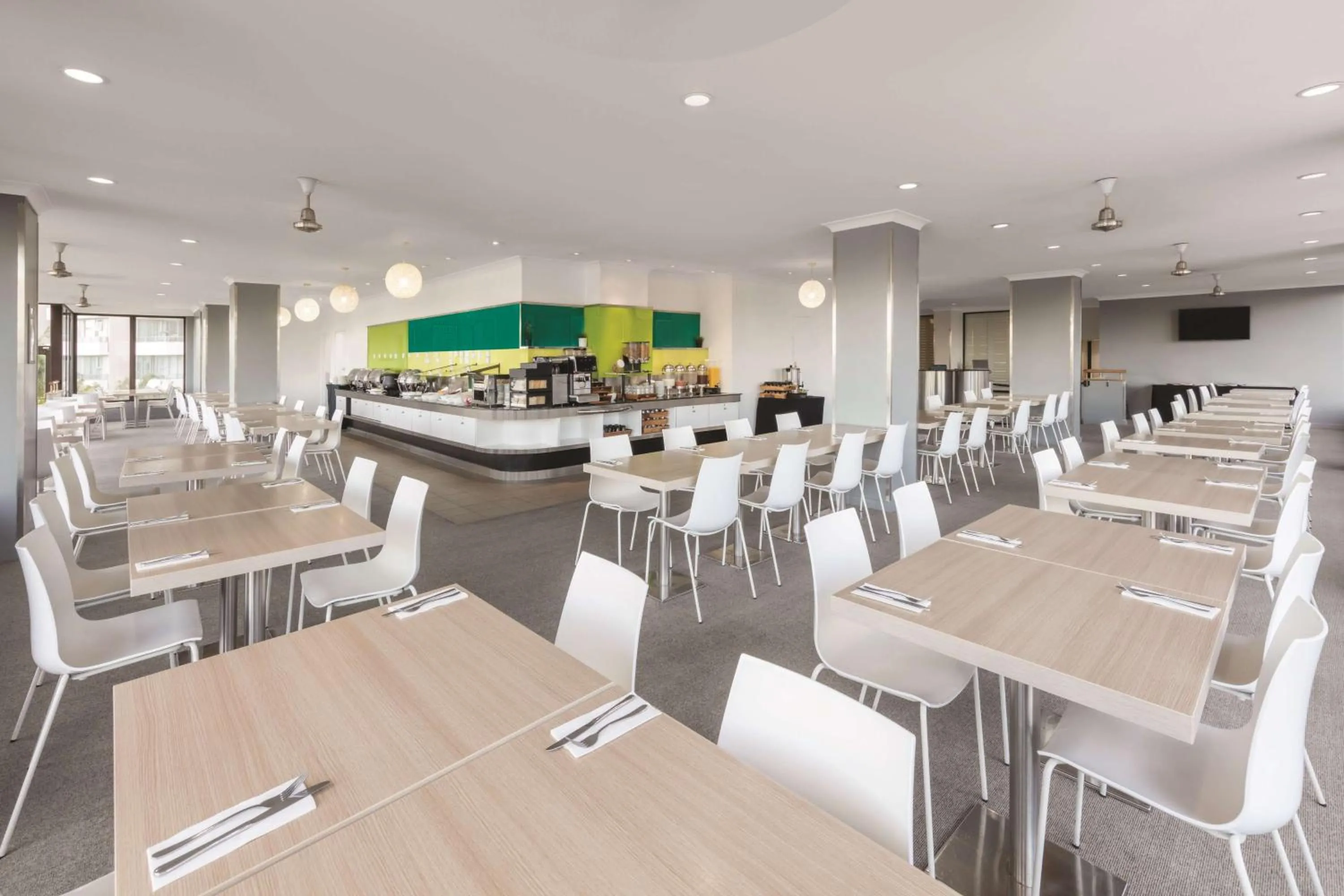 Restaurant/places to eat in Vibe Hotel Gold Coast