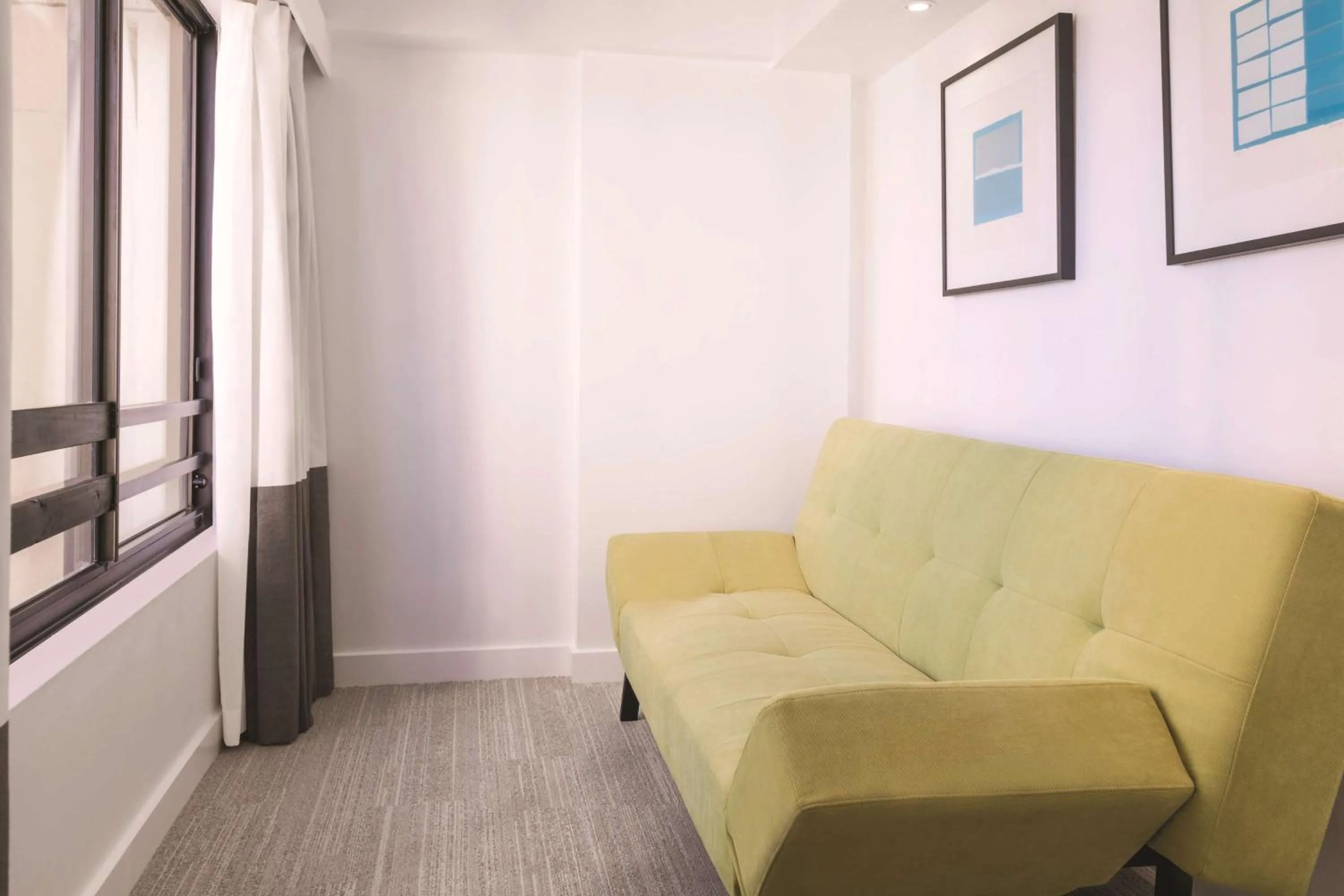 Bedroom in Vibe Hotel Gold Coast