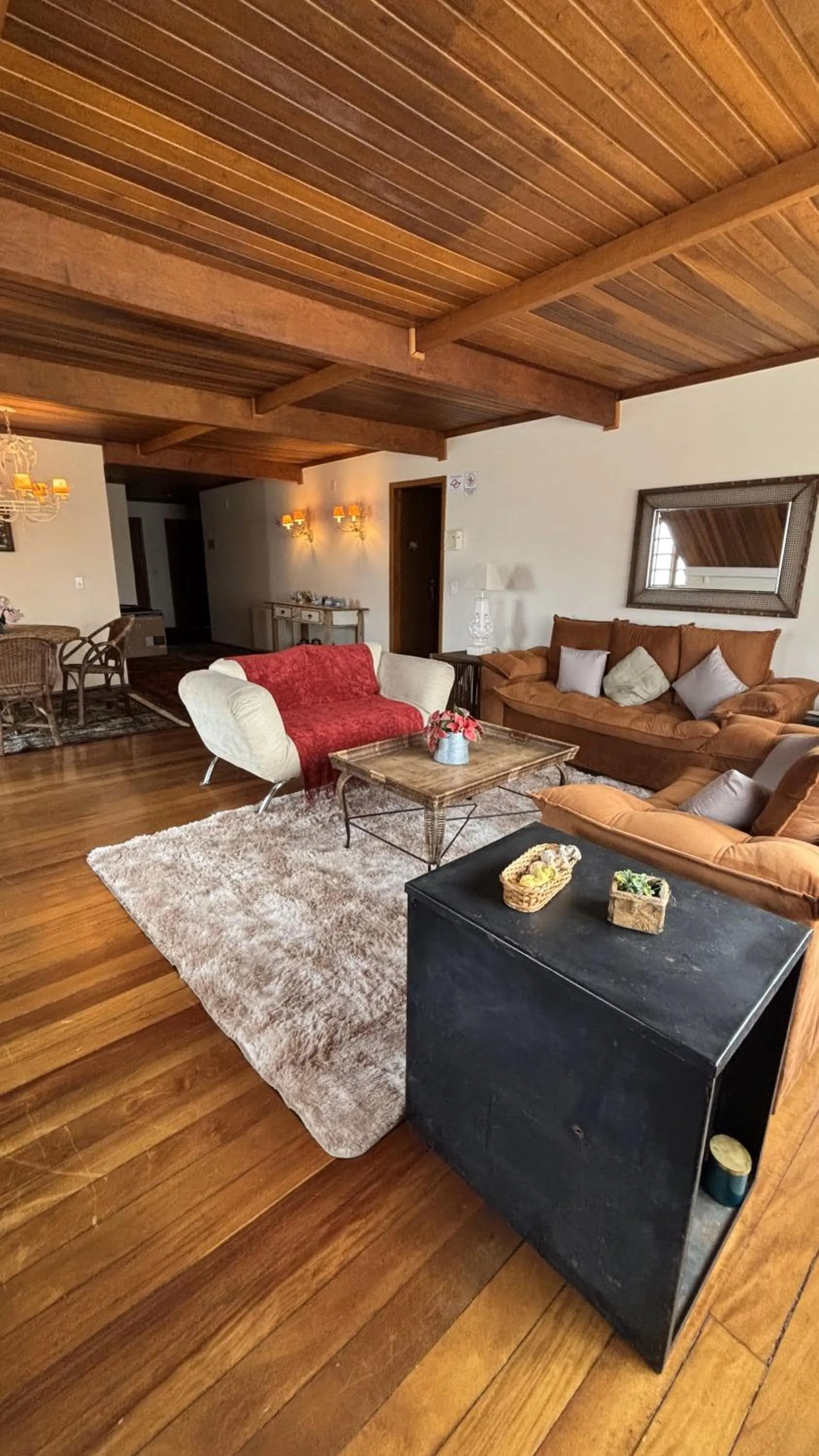 Communal lounge/ TV room in Pousada Portal das Cerejeiras - Be Happy Group