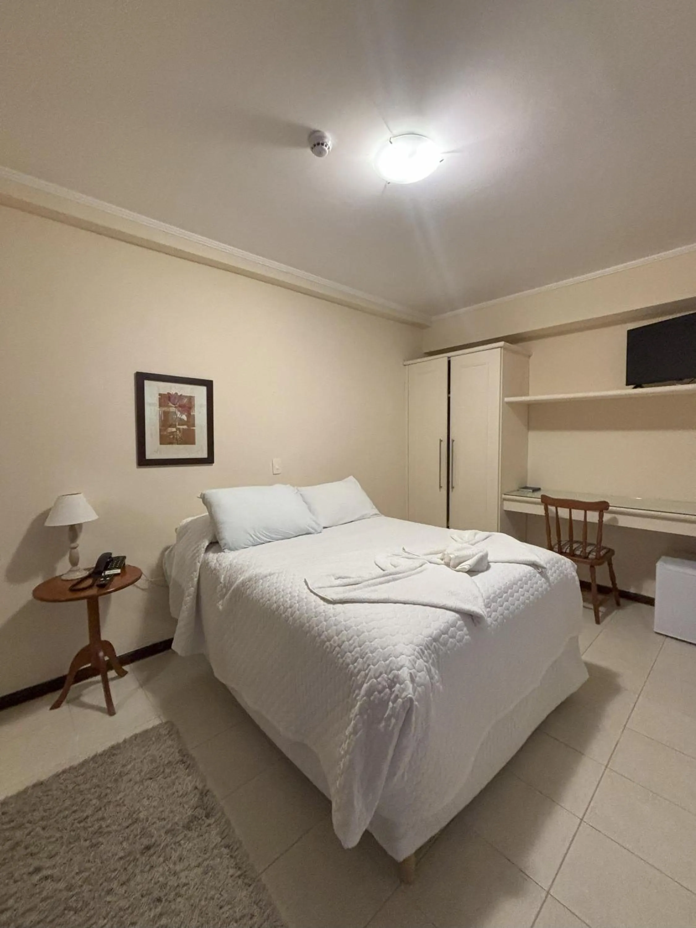 TV and multimedia, Bed in Pousada Portal das Cerejeiras - Be Happy Group