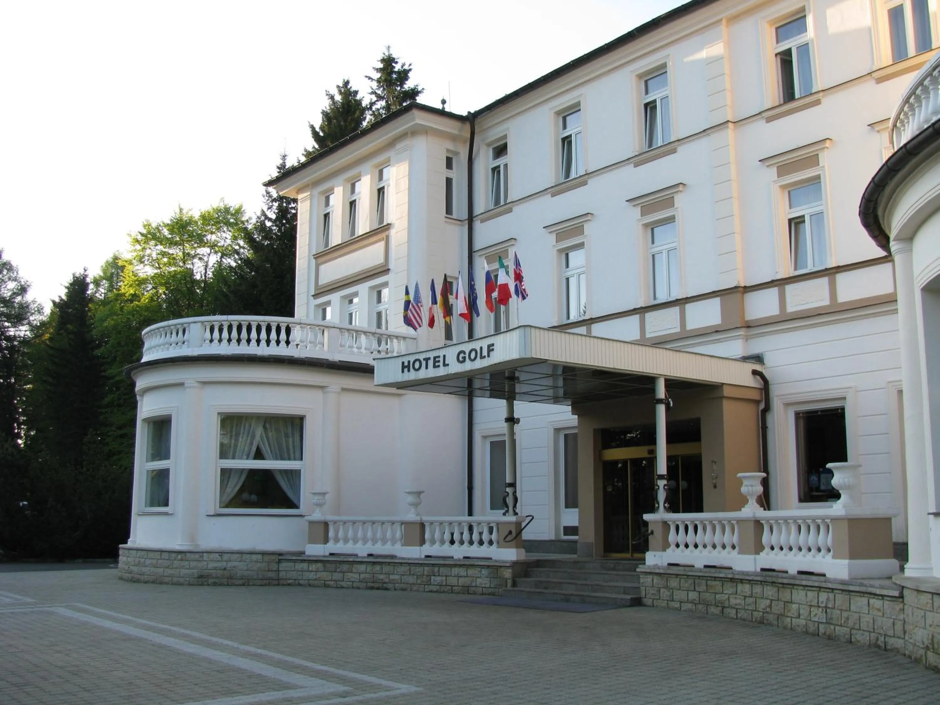 Facade/entrance in Parkhotel Golf Marianske Lazne