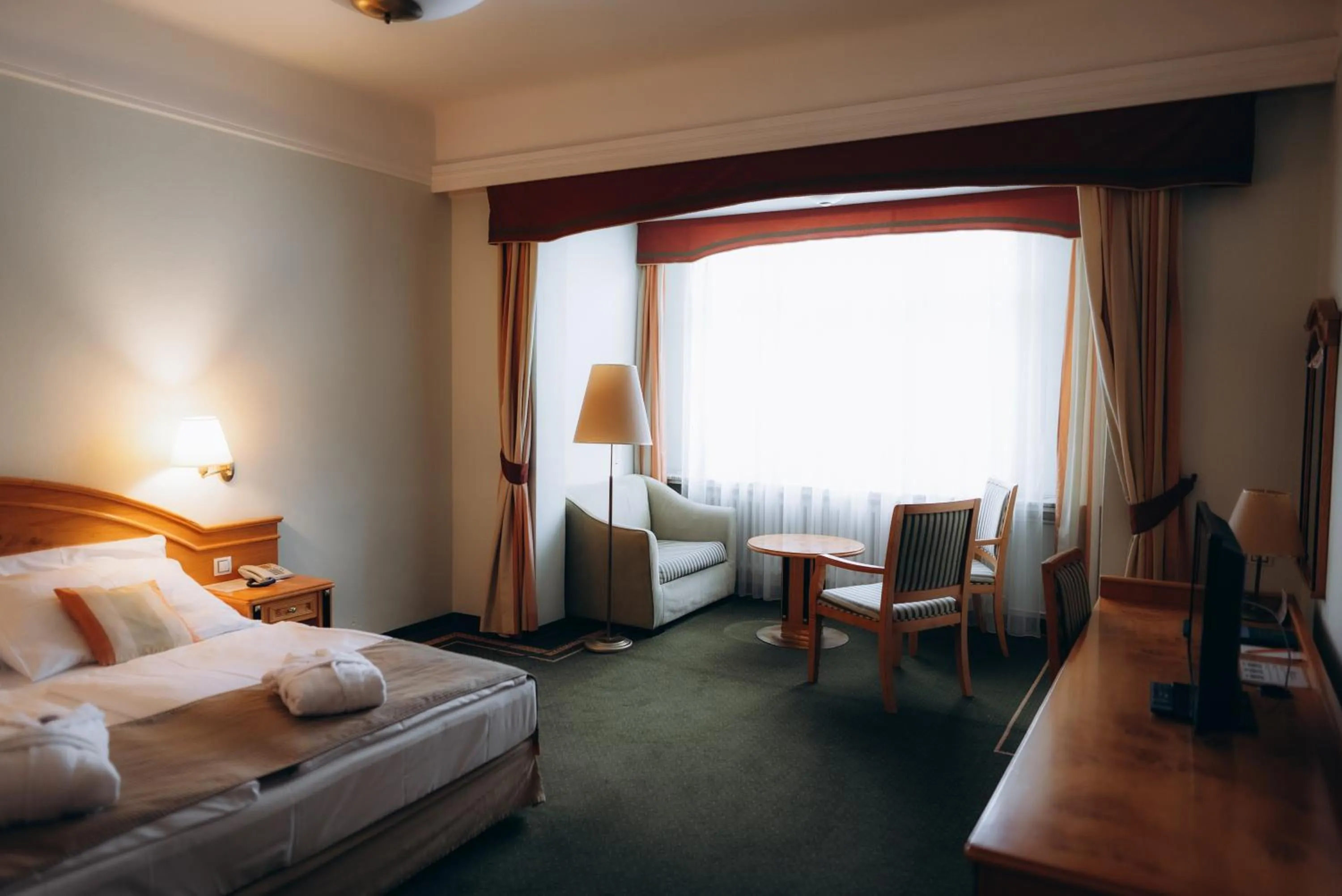 Bed in Parkhotel Golf Marianske Lazne