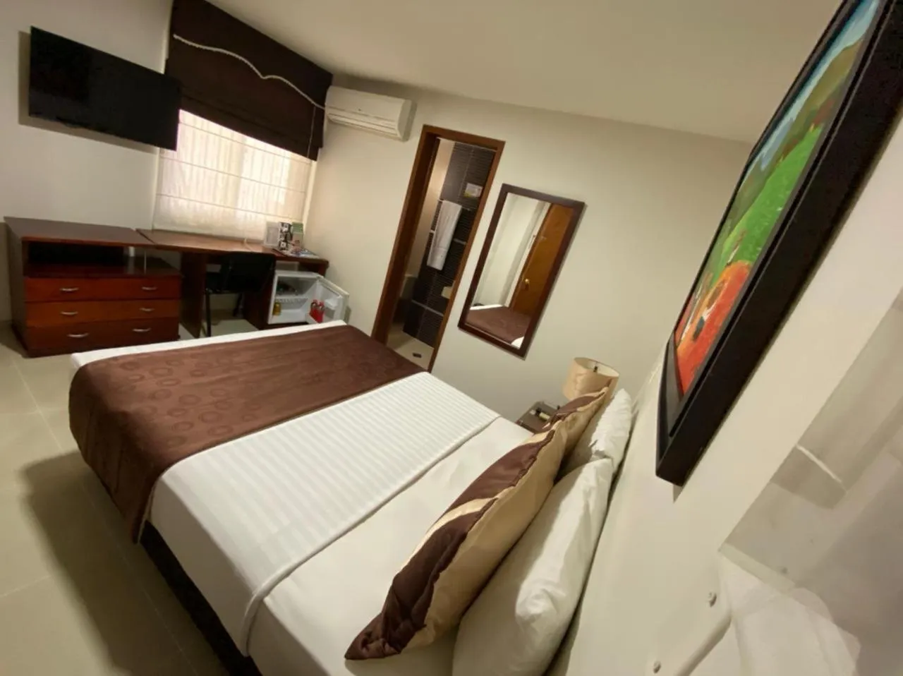 Photo of the whole room, Bed in Cabecera Country Hotel