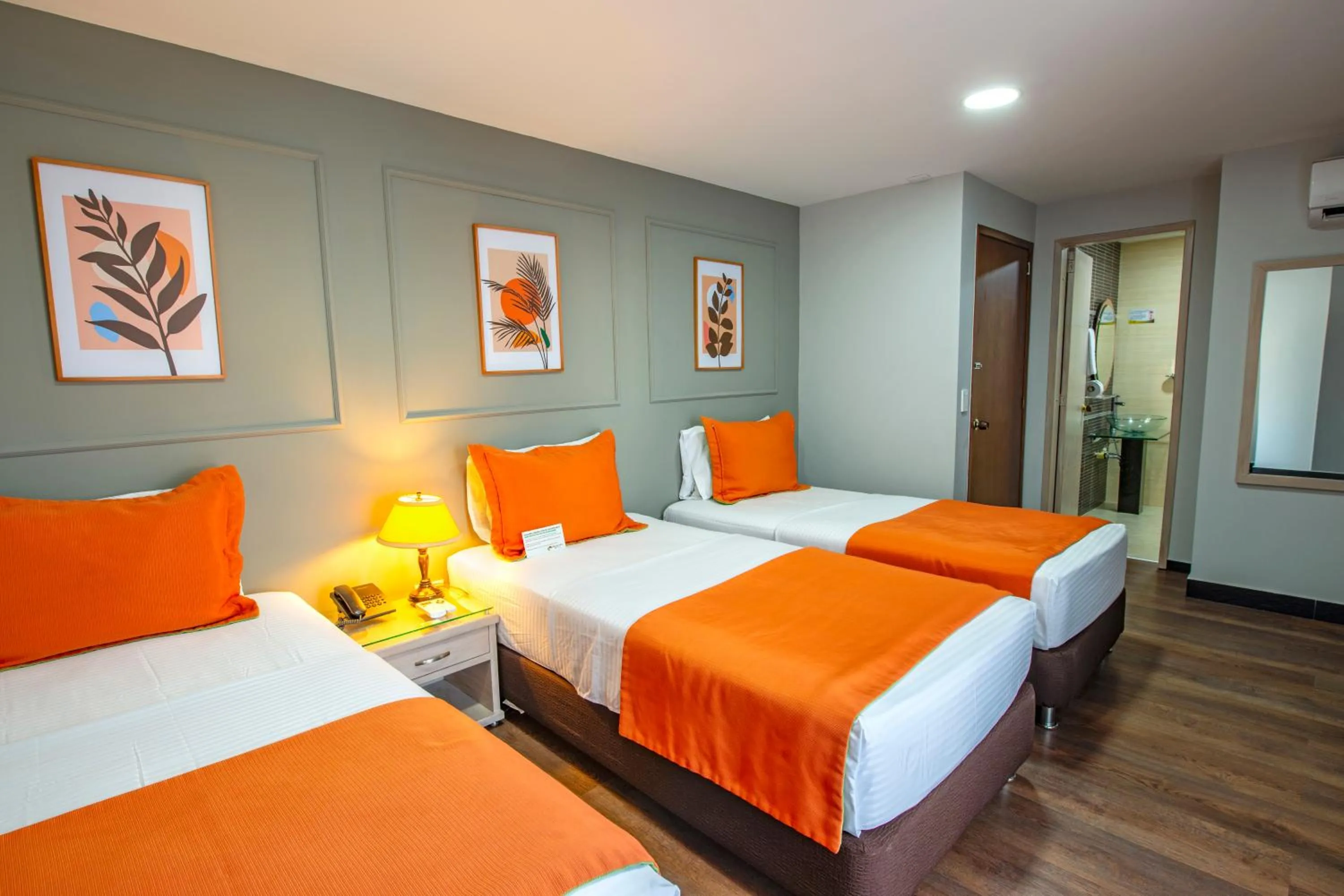 Photo of the whole room, Bed in Cabecera Country Hotel