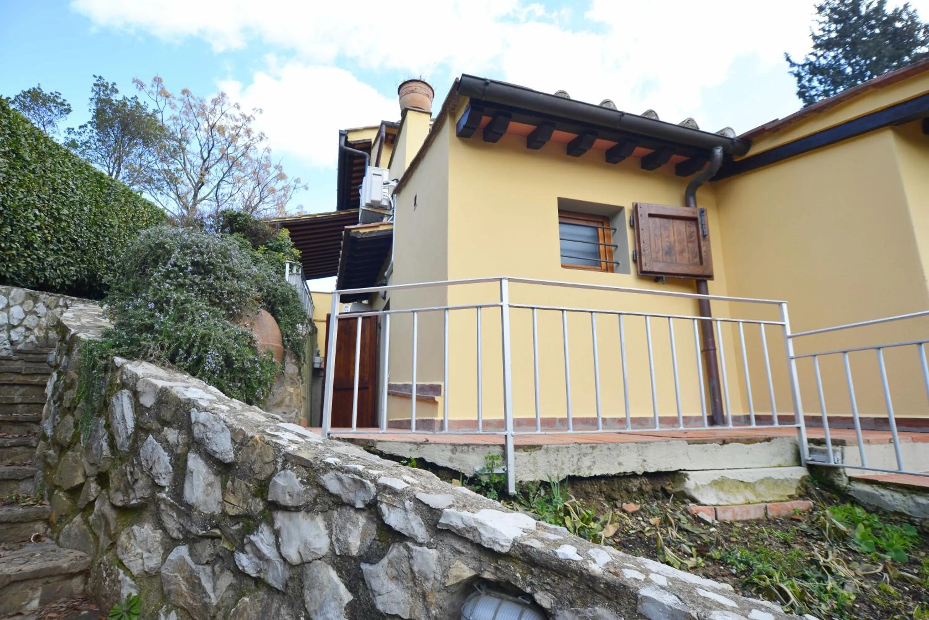 Property building in La Valle di Anna