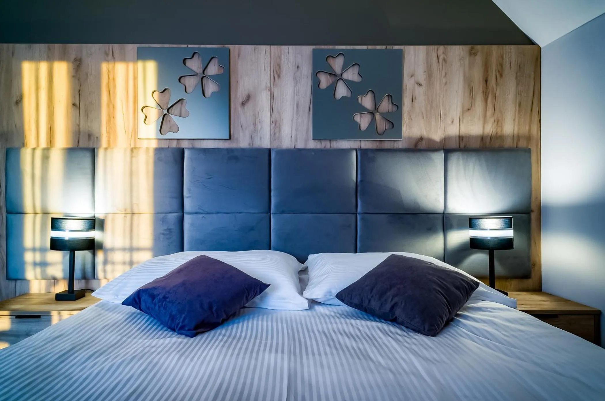 Photo of the whole room, Bed in Willa Na Skarpie