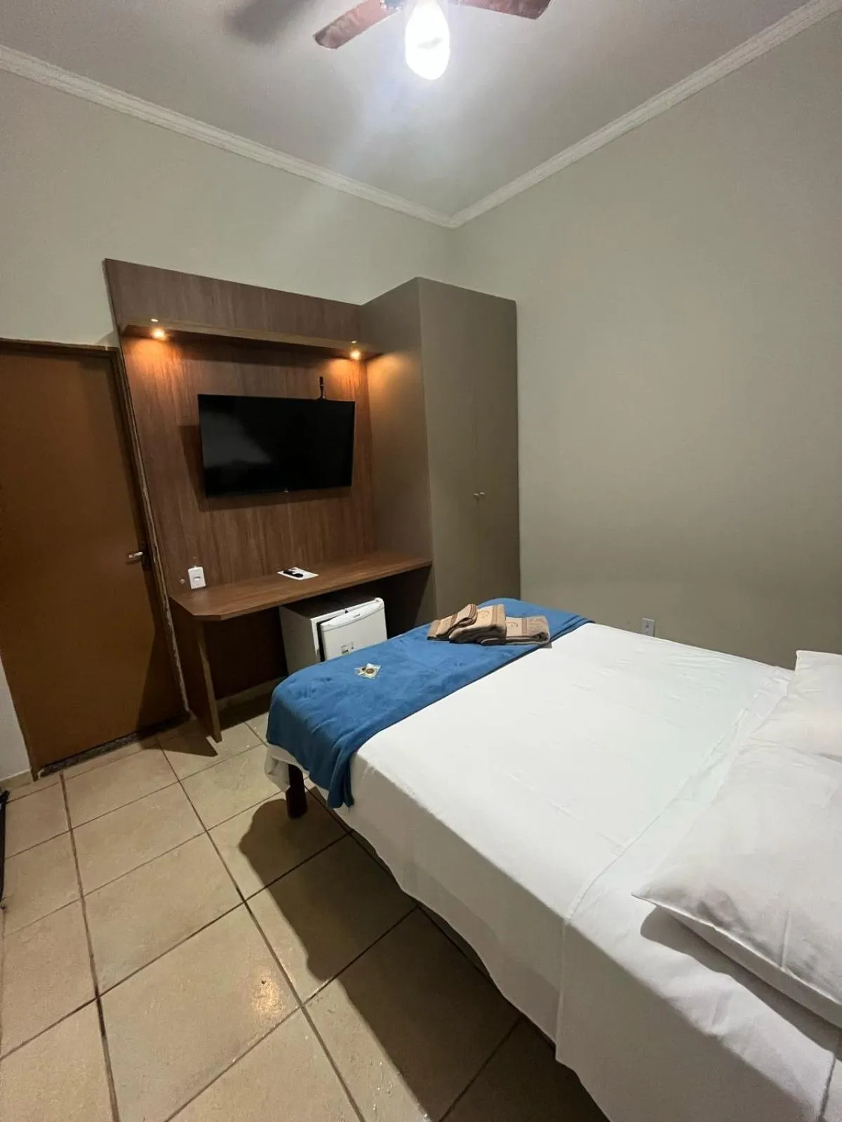 Photo of the whole room, Bed in Hotel Portela II - Av Principal e a 500m do Thermas dos Laranjais