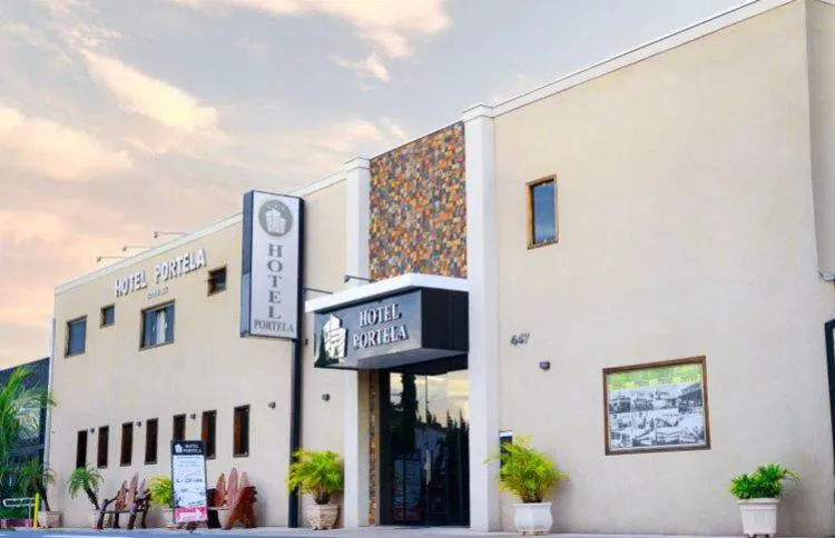 Property building in Hotel Portela II - Av Principal e a 500m do Thermas dos Laranjais