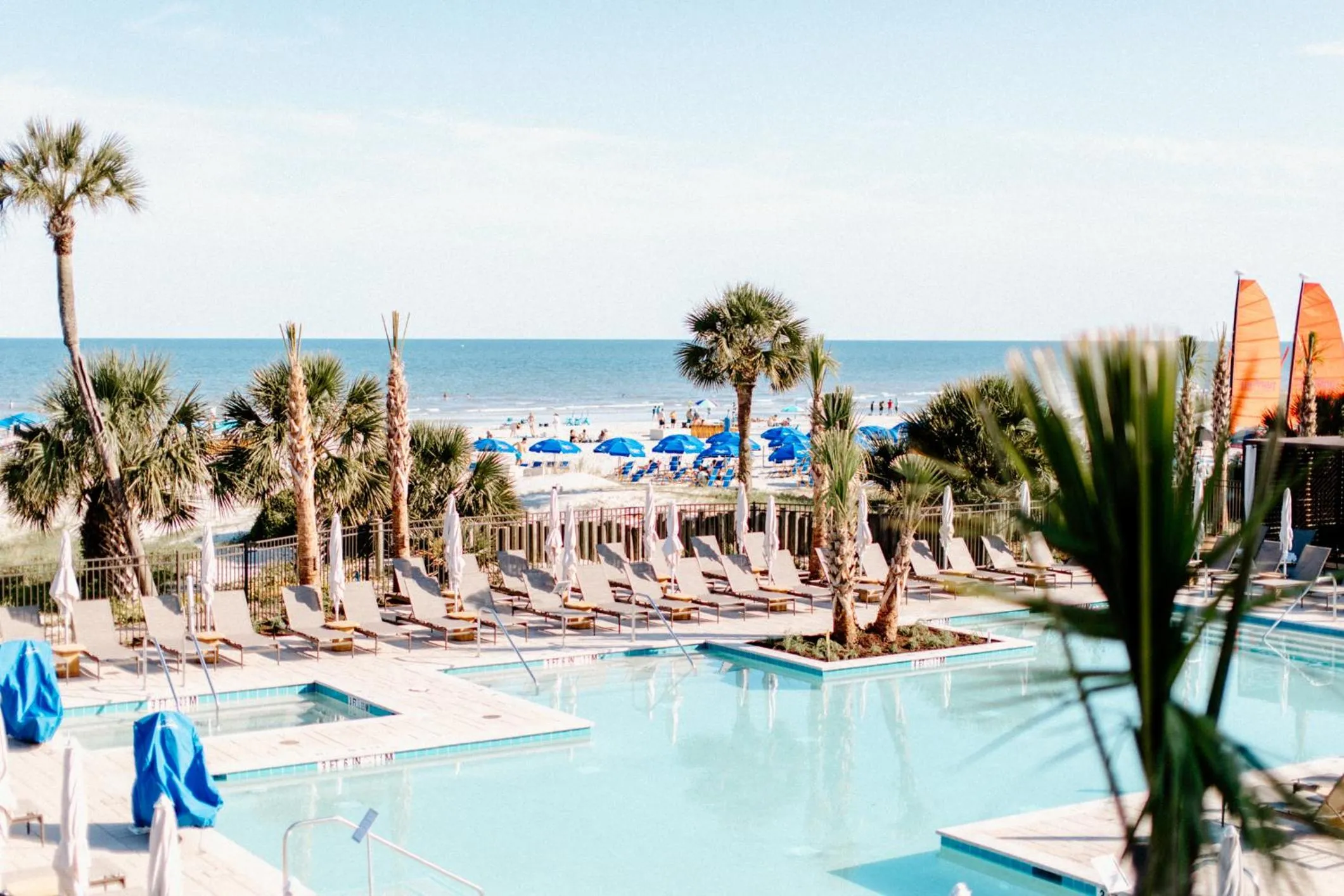 Swimming pool in Beach House Resort Hilton Head Island