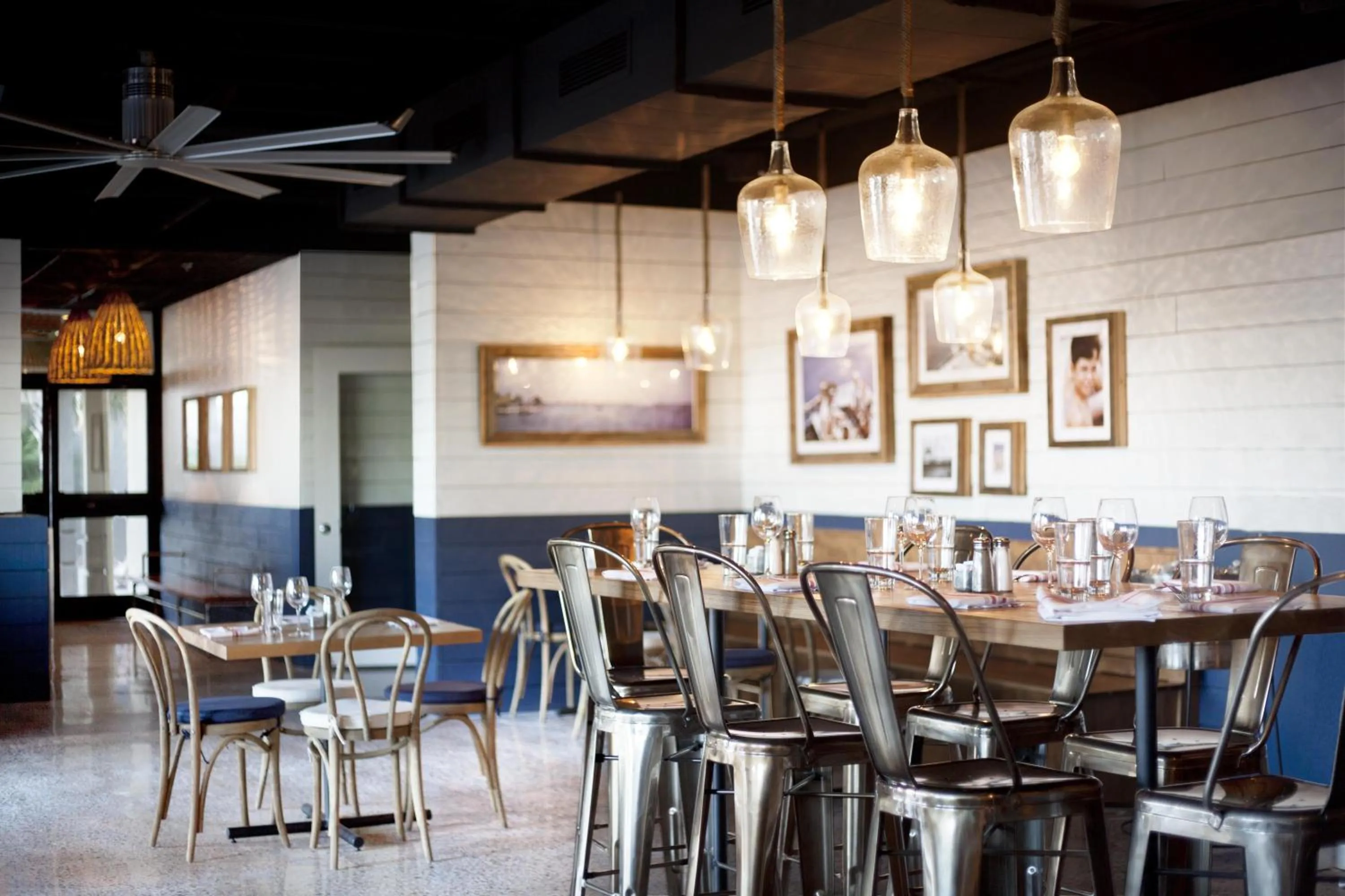 Restaurant/places to eat in Beach House Resort Hilton Head Island