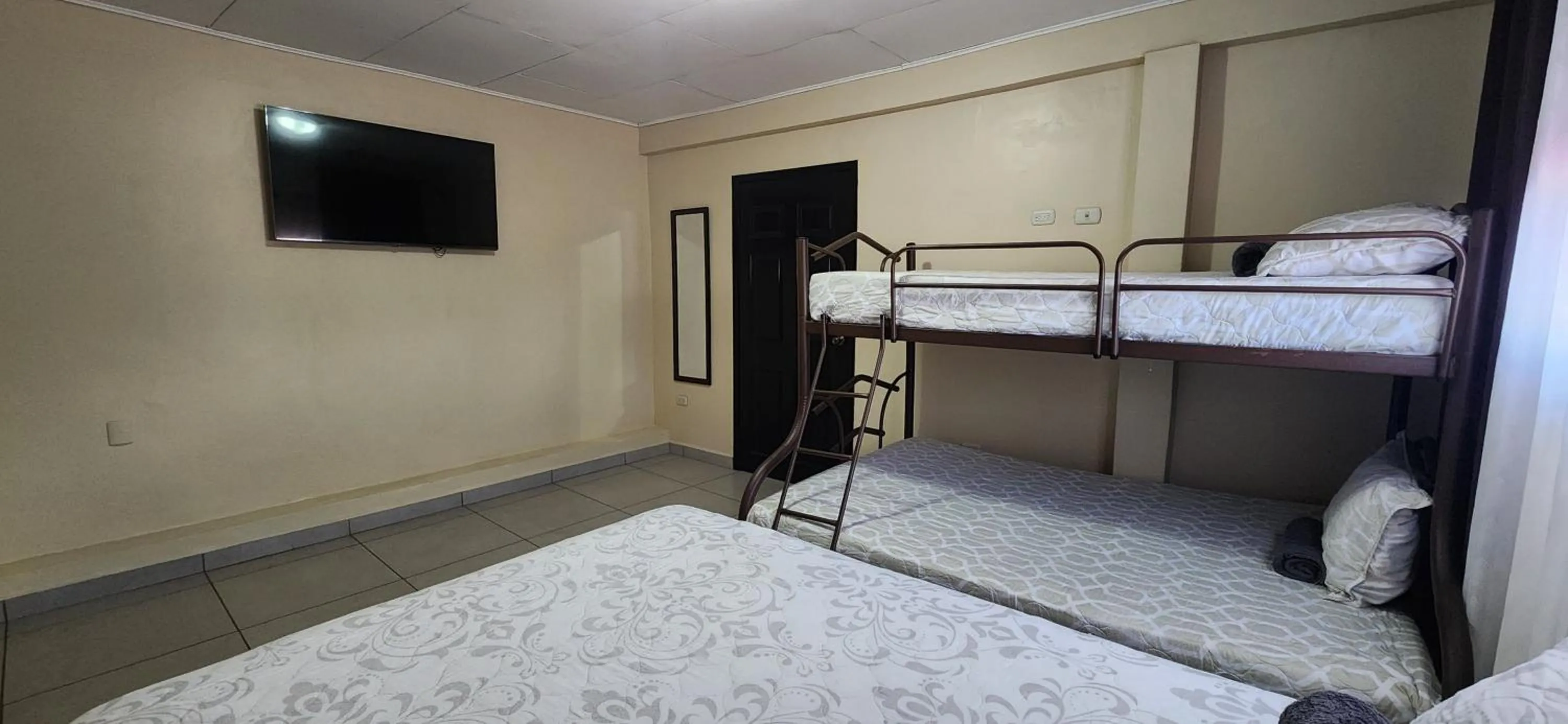 TV and multimedia, Bed in Casa Altamira