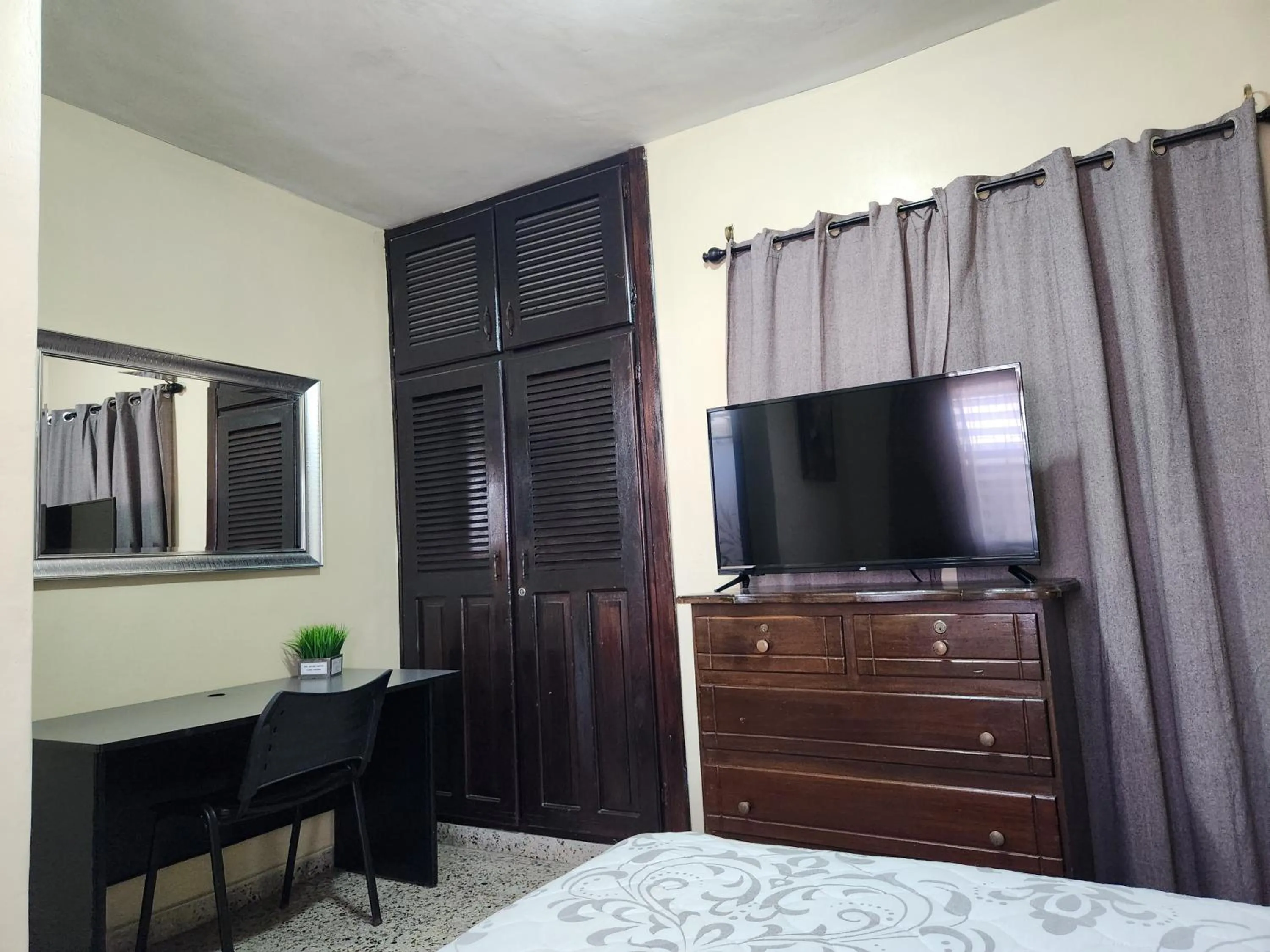 Photo of the whole room, Bed in Casa Altamira