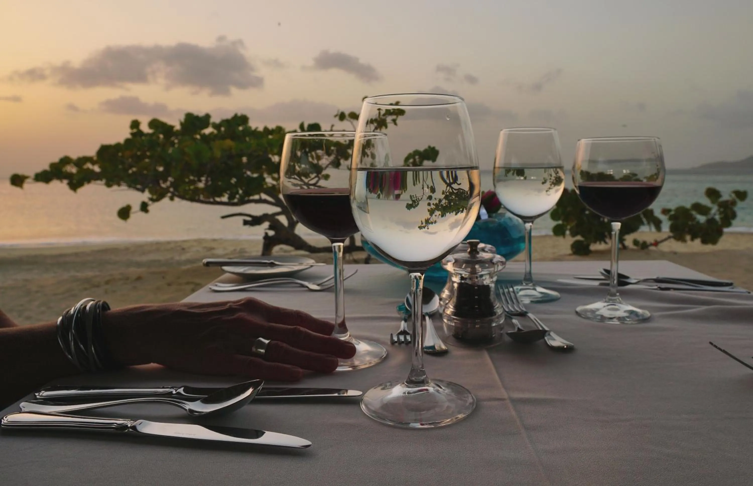 Restaurant/places to eat in Spice Island Beach Resort
