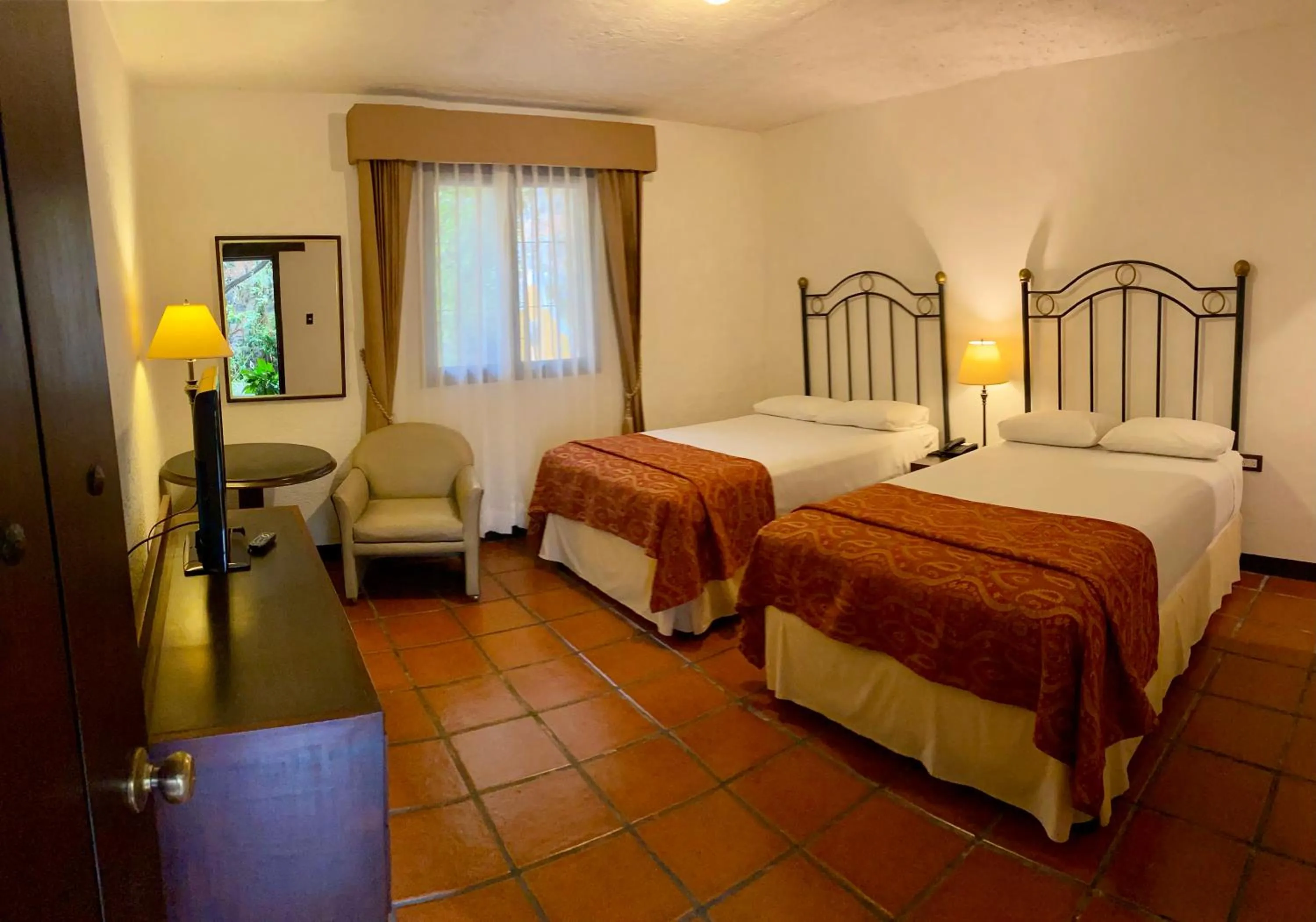 Bedroom, Bed in Villa Colonial