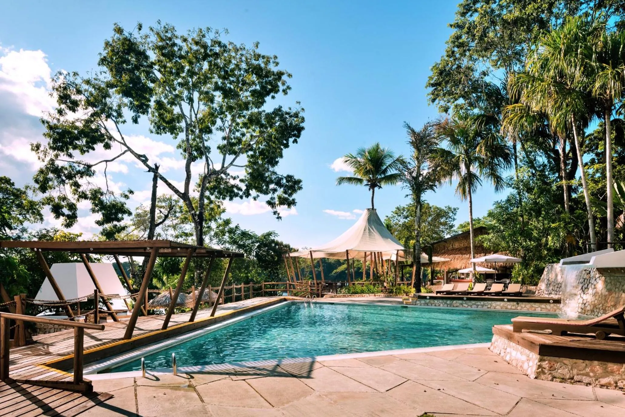 Swimming pool in Villa Maya