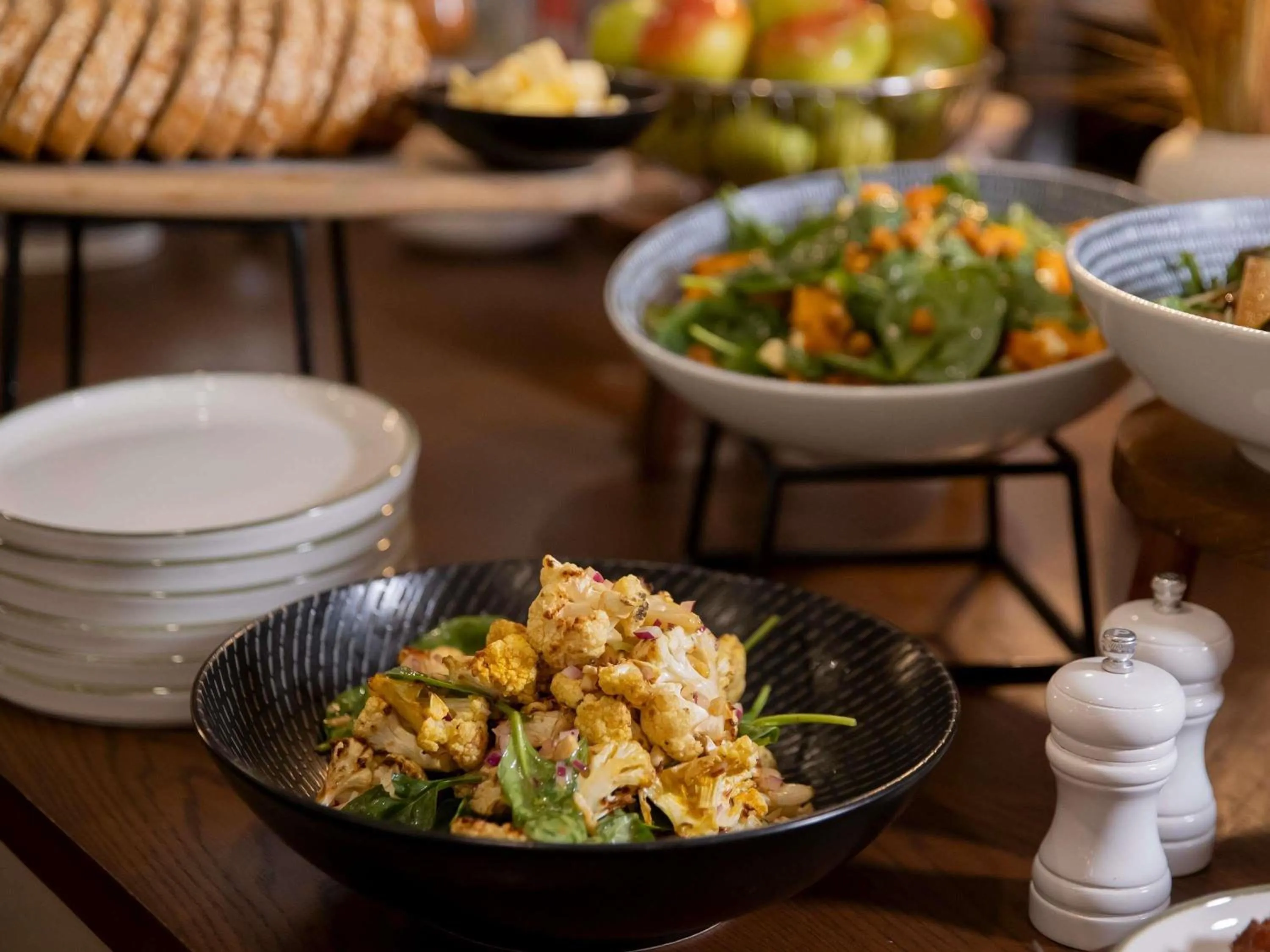 Restaurant/places to eat in Mercure Newcastle