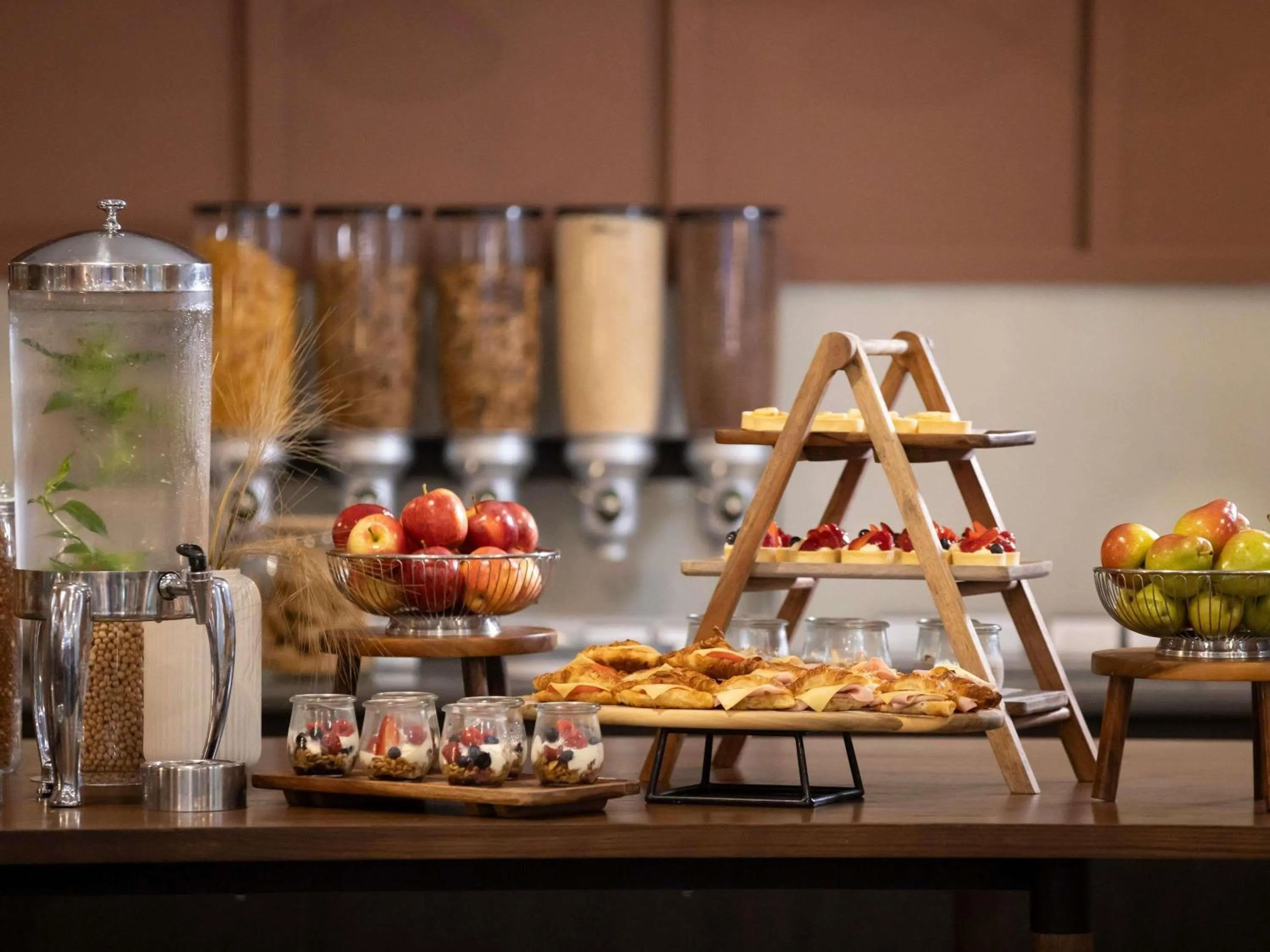 Property building in Mercure Newcastle