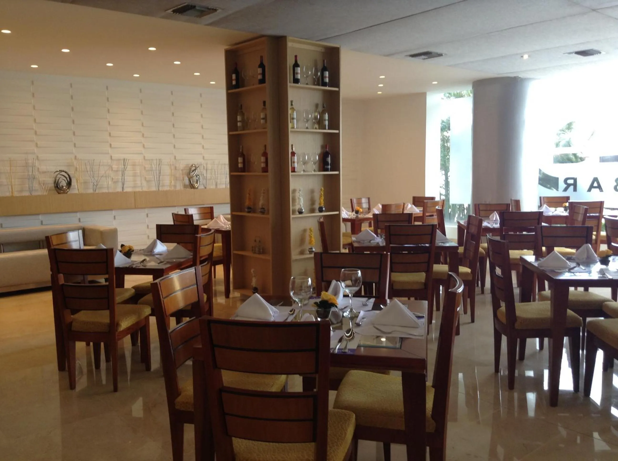 Lounge or bar in Hotel Atrium Plaza