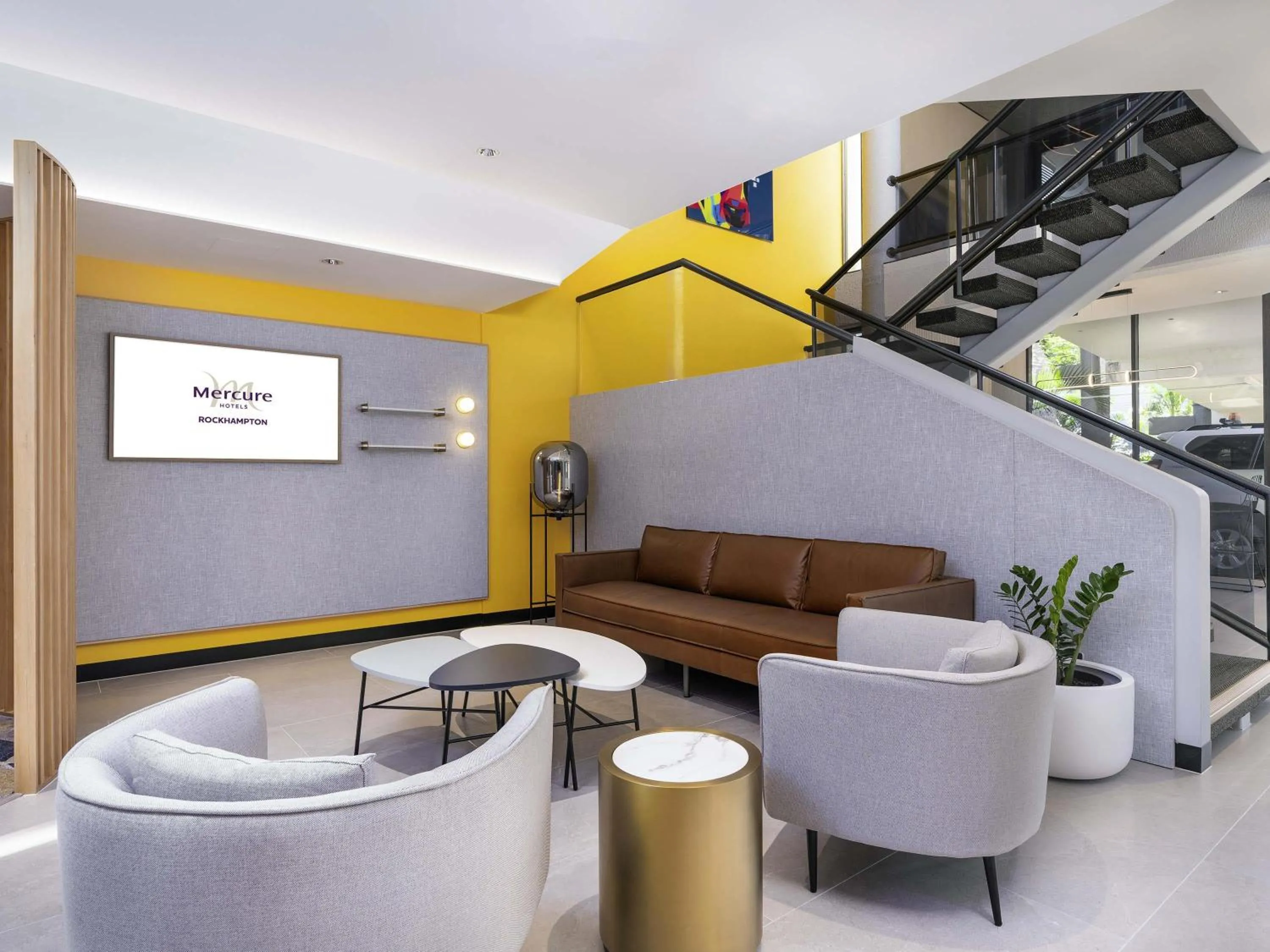 Property building in Mercure Rockhampton