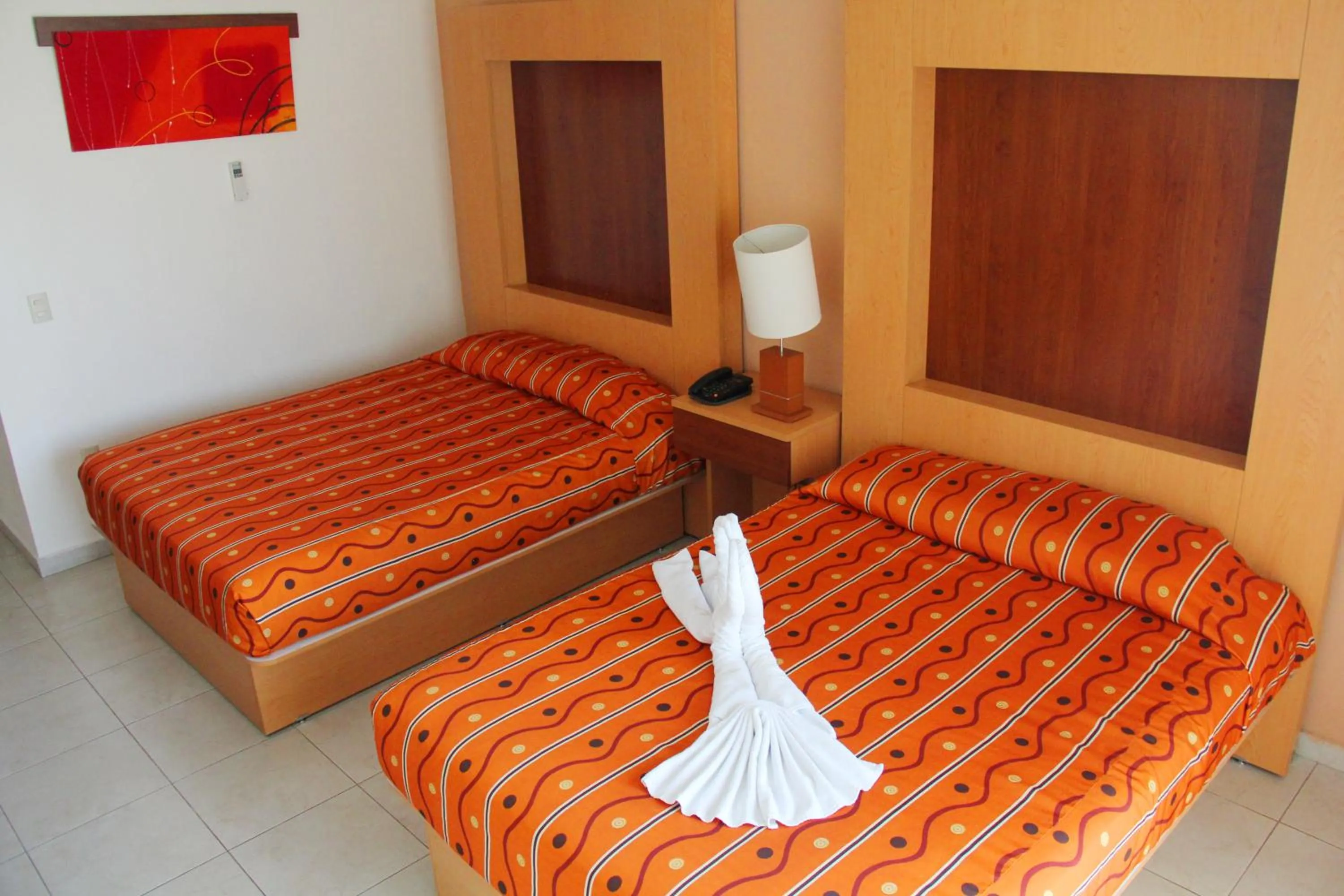 Photo of the whole room, Bed in Hotel Real Zapopan