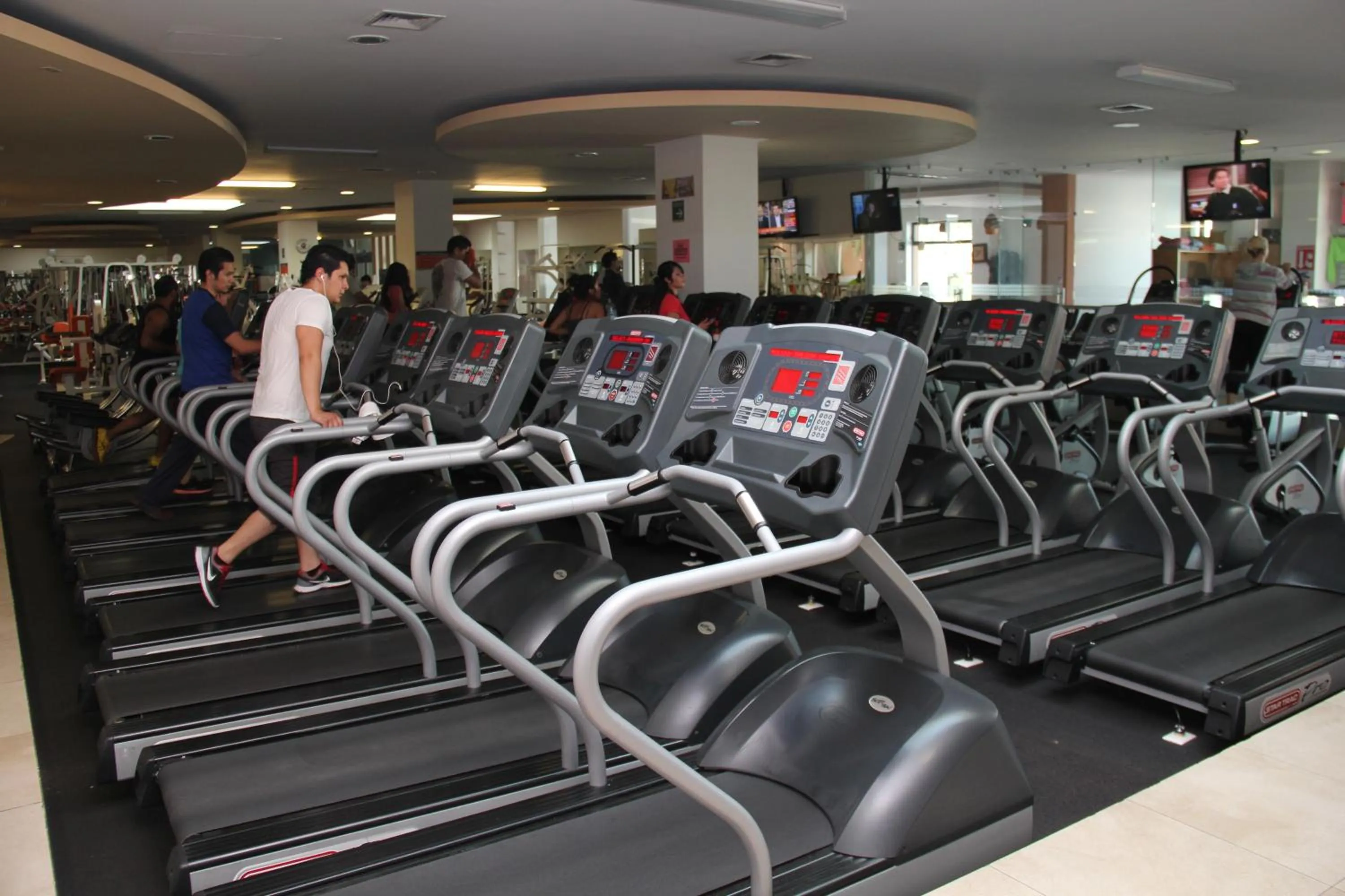 Fitness centre/facilities in Hotel Real Zapopan