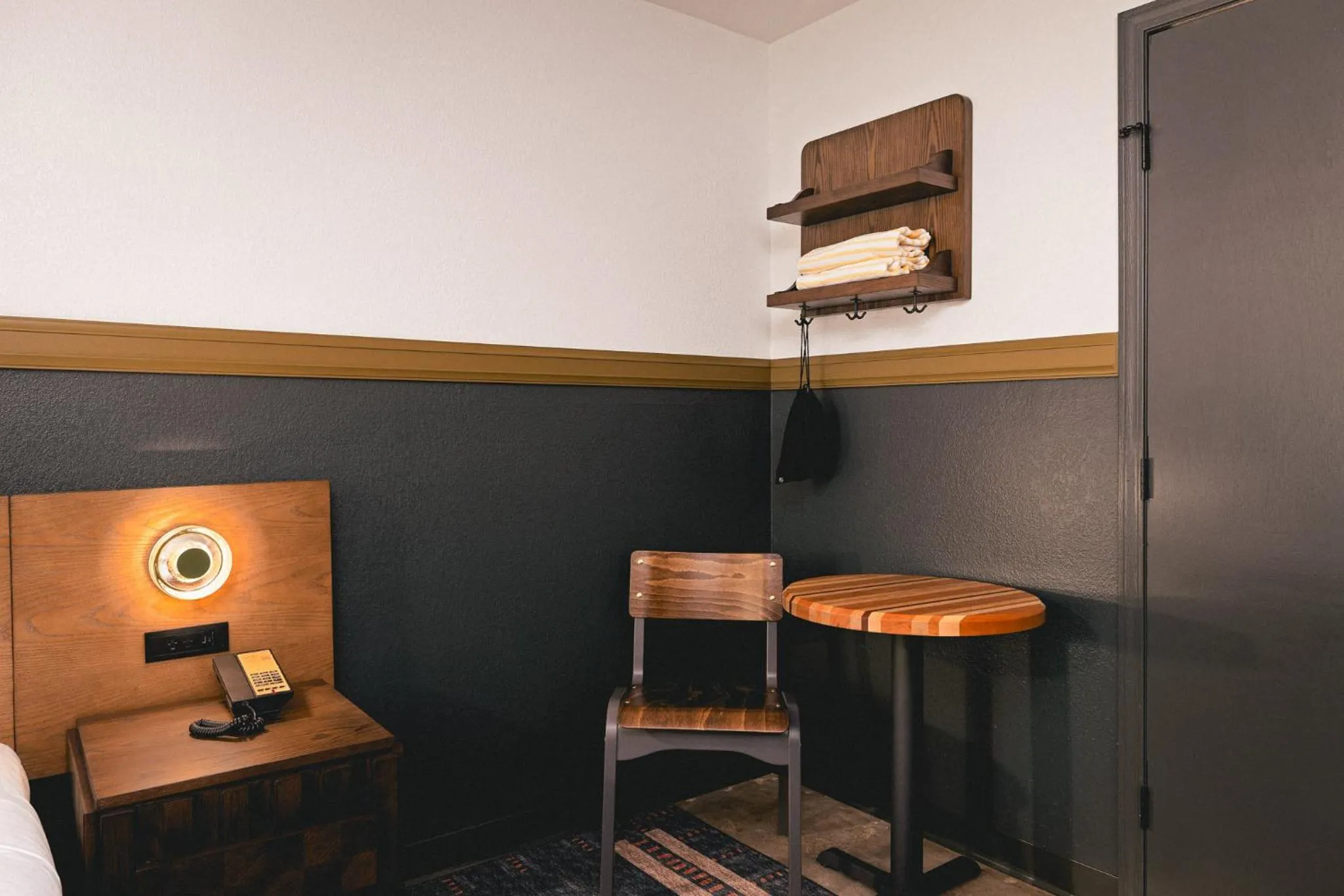 Seating area in The Ozarker Lodge