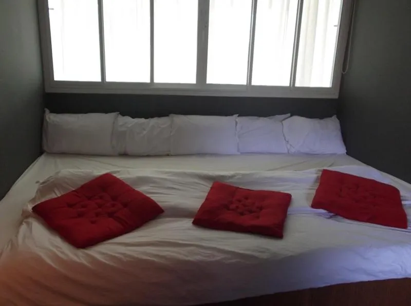 Bed in Marina Residence