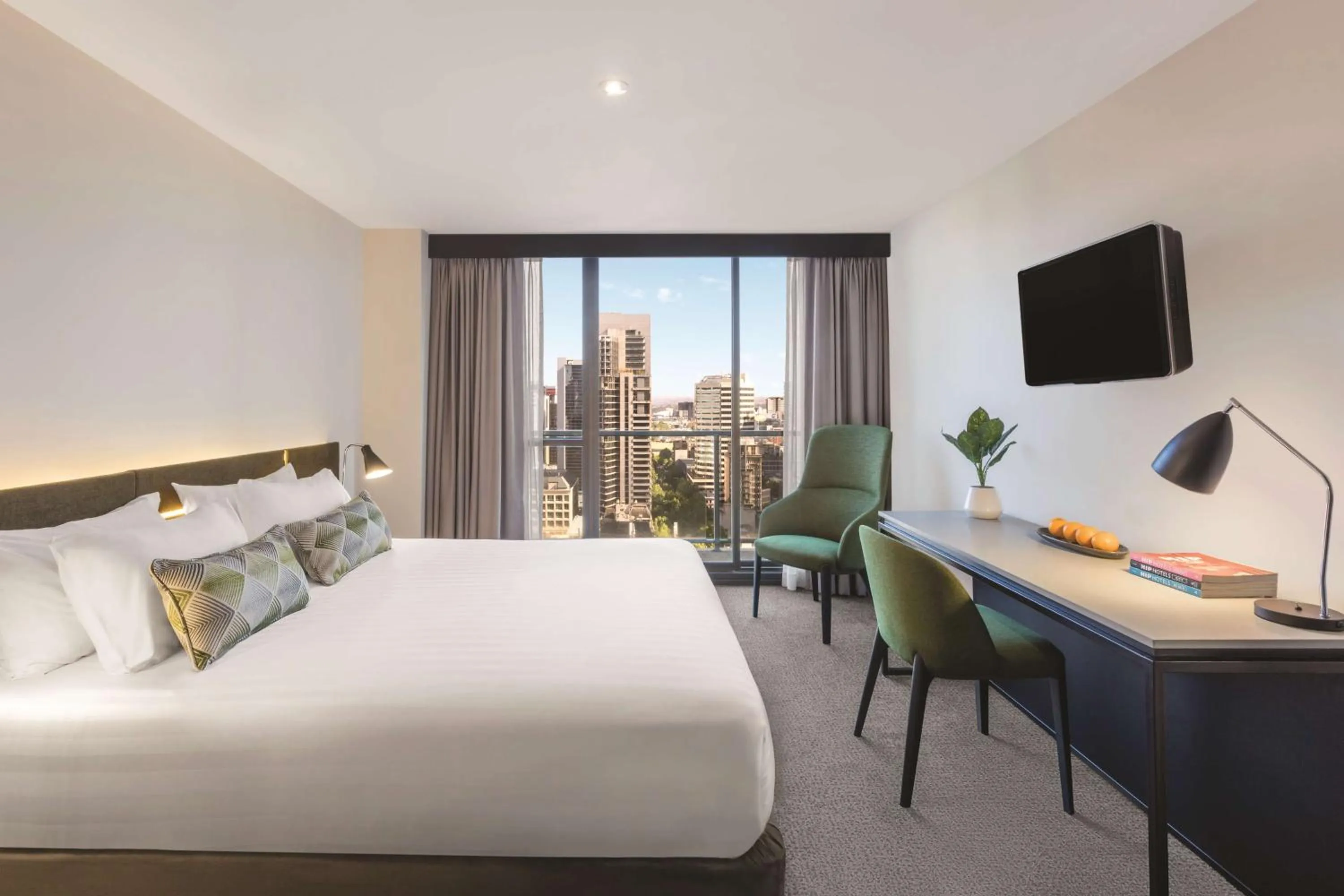 Bedroom, Bed in Adina Apartment Hotel Melbourne