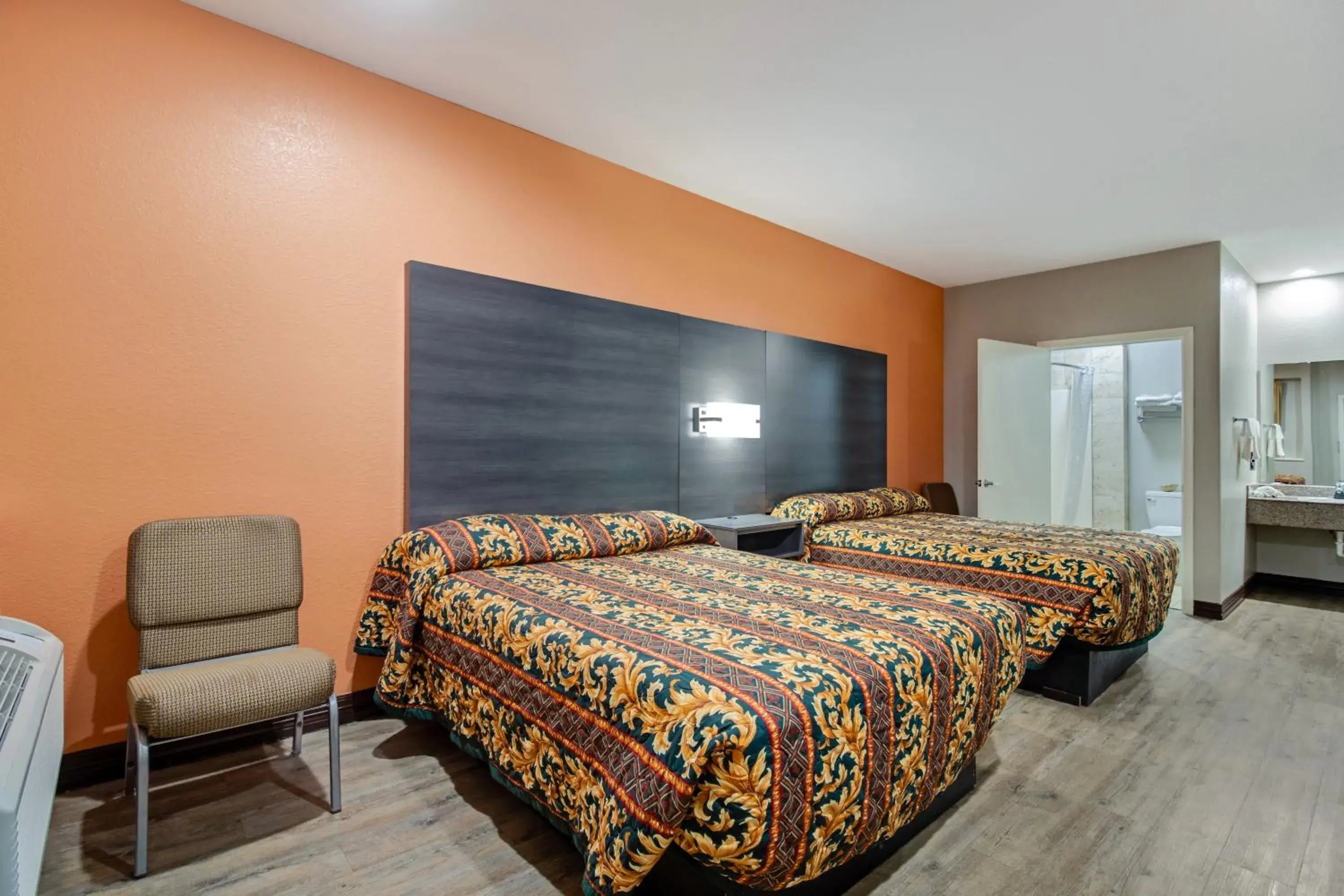 Double Room in Executive Inn & Suites Double Room in Executive Inn & Suites