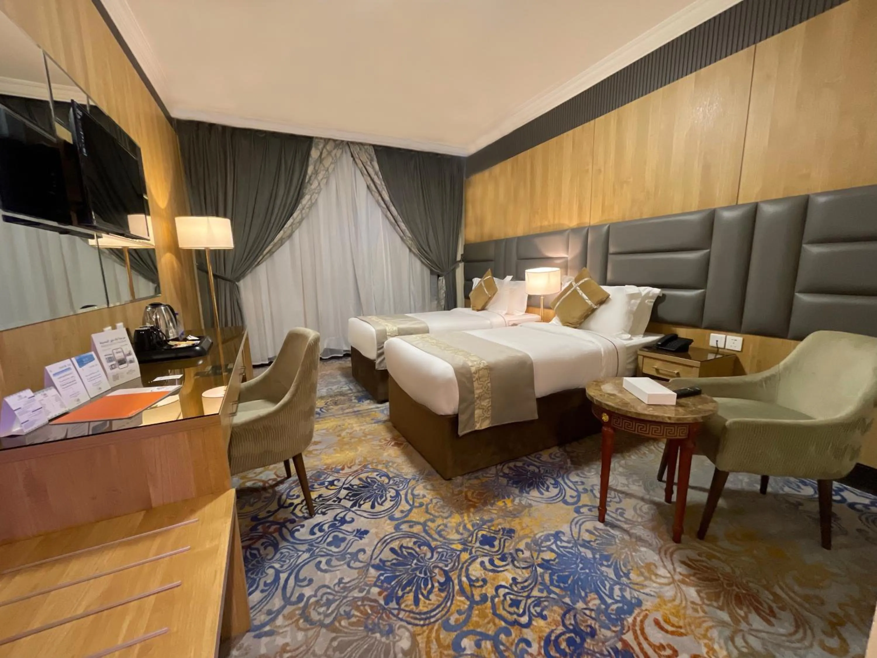 View (from property/room), Bed in Zowar Alalami Hotel