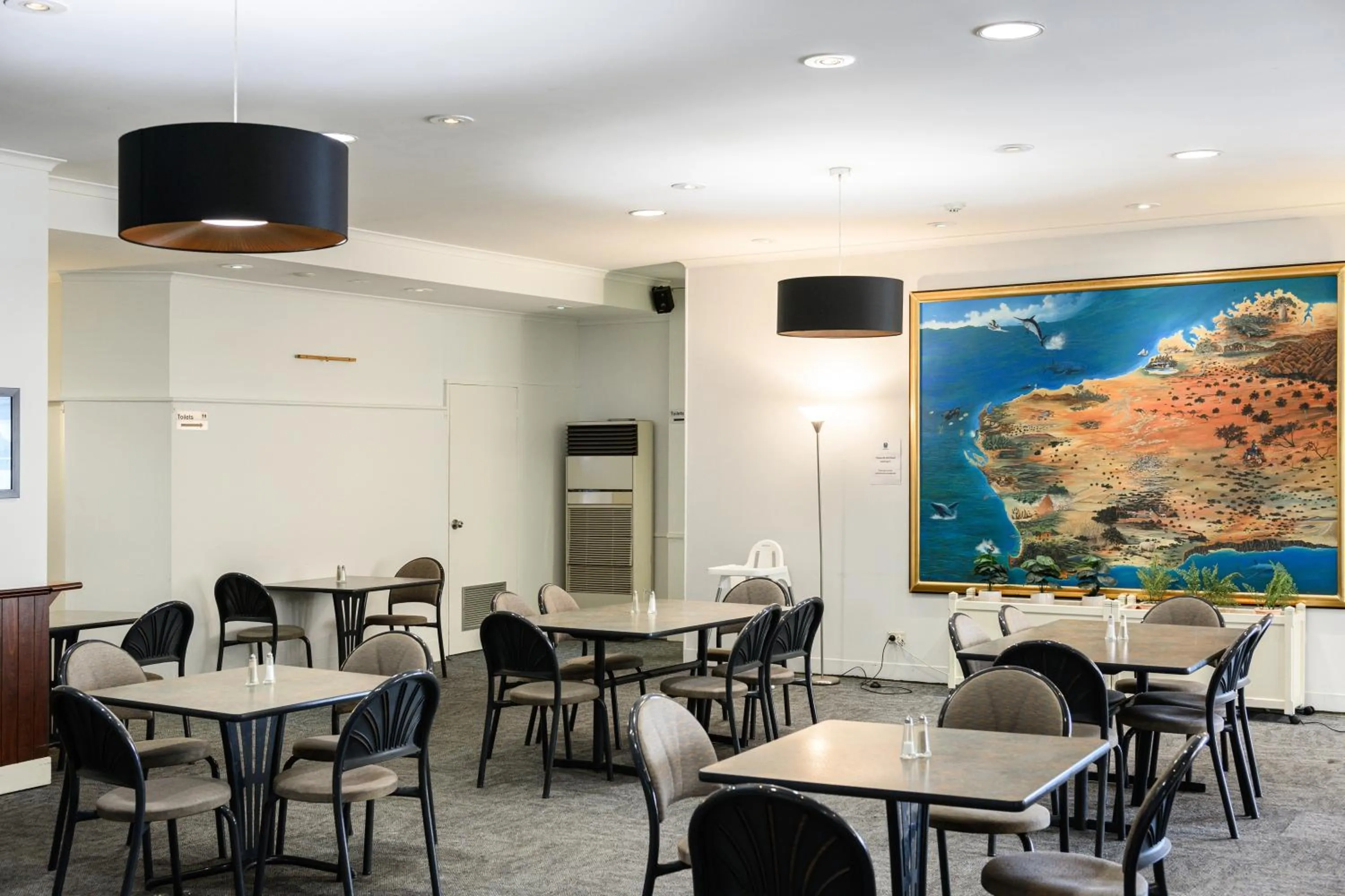 Restaurant/places to eat in Comfort Inn & Suites Goodearth Perth