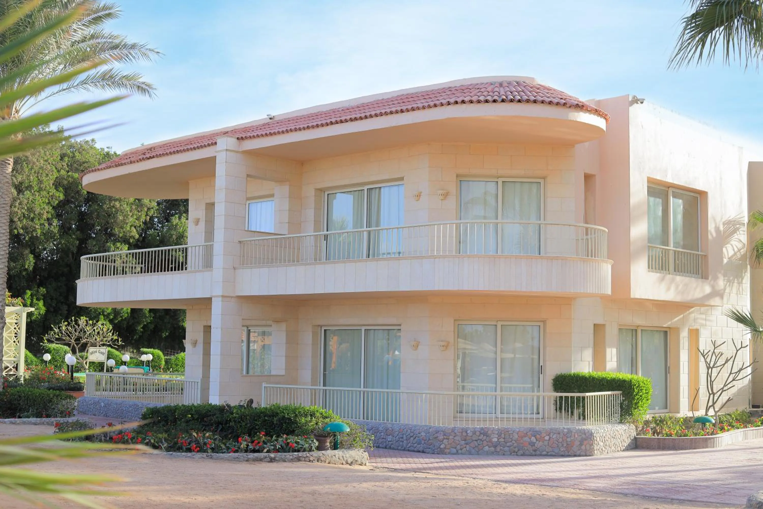 Sea Star Beau Rivage Hotel