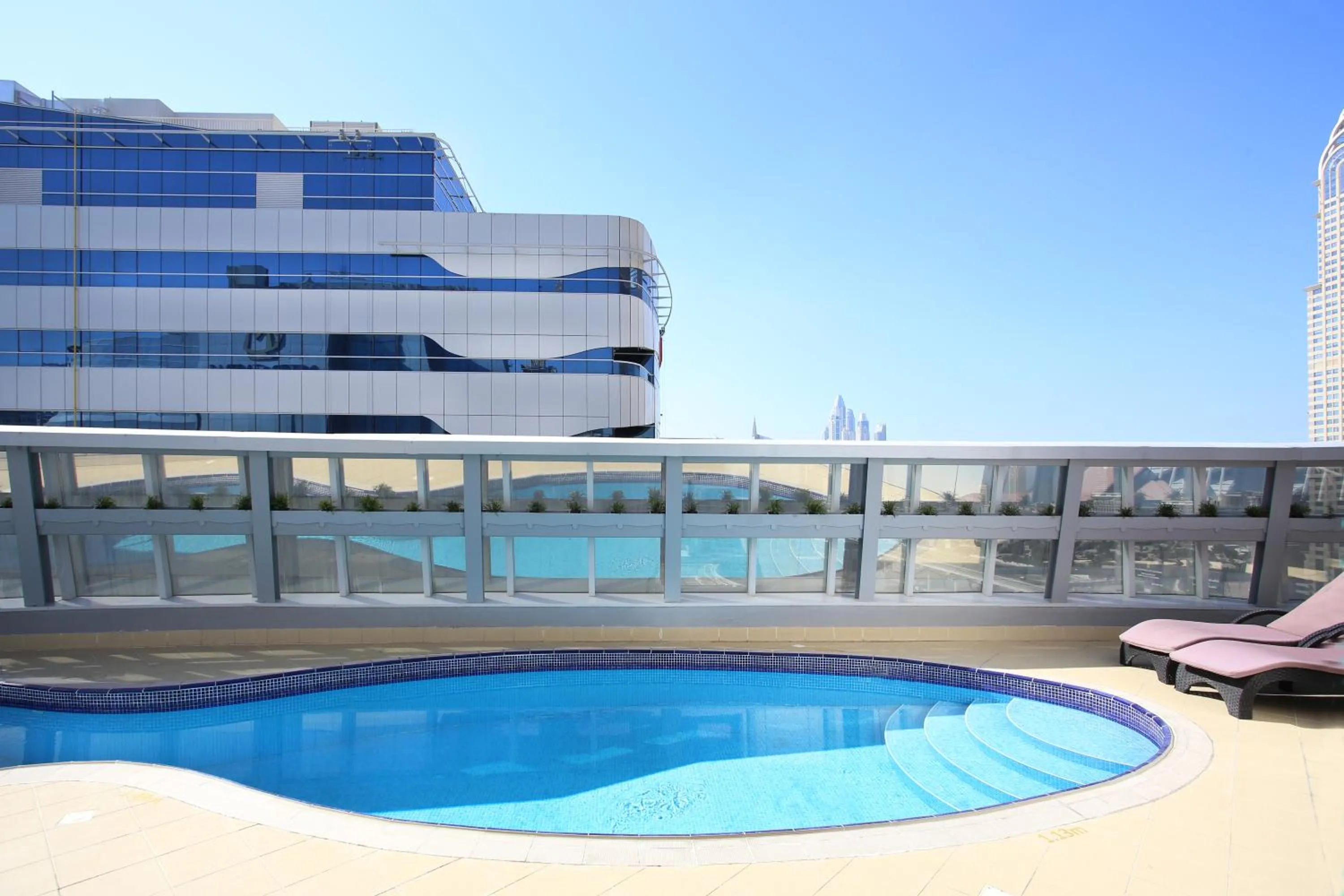 Swimming pool in Citadines Metro Central Dubai