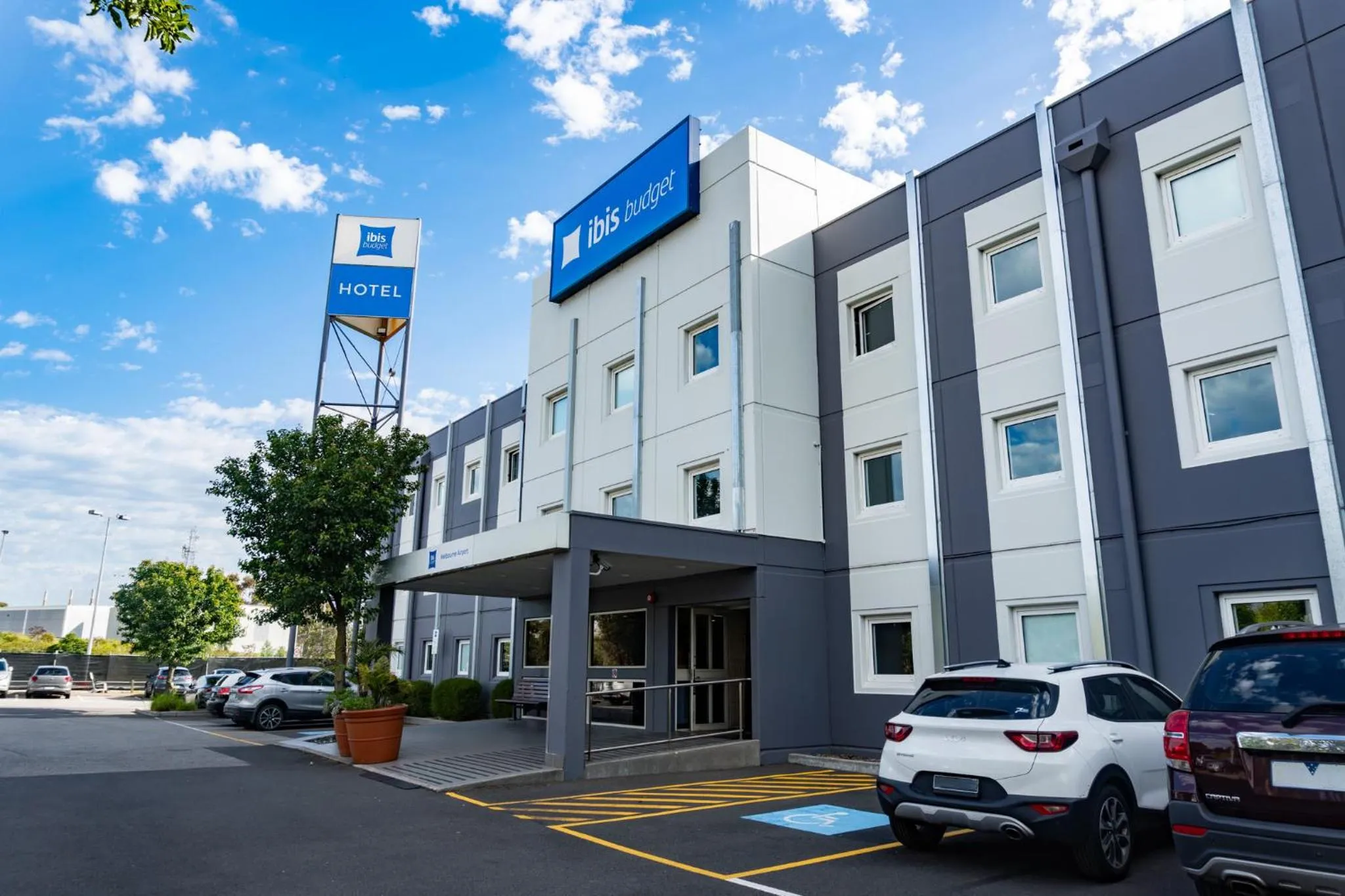 Property building in ibis Budget - Melbourne Airport