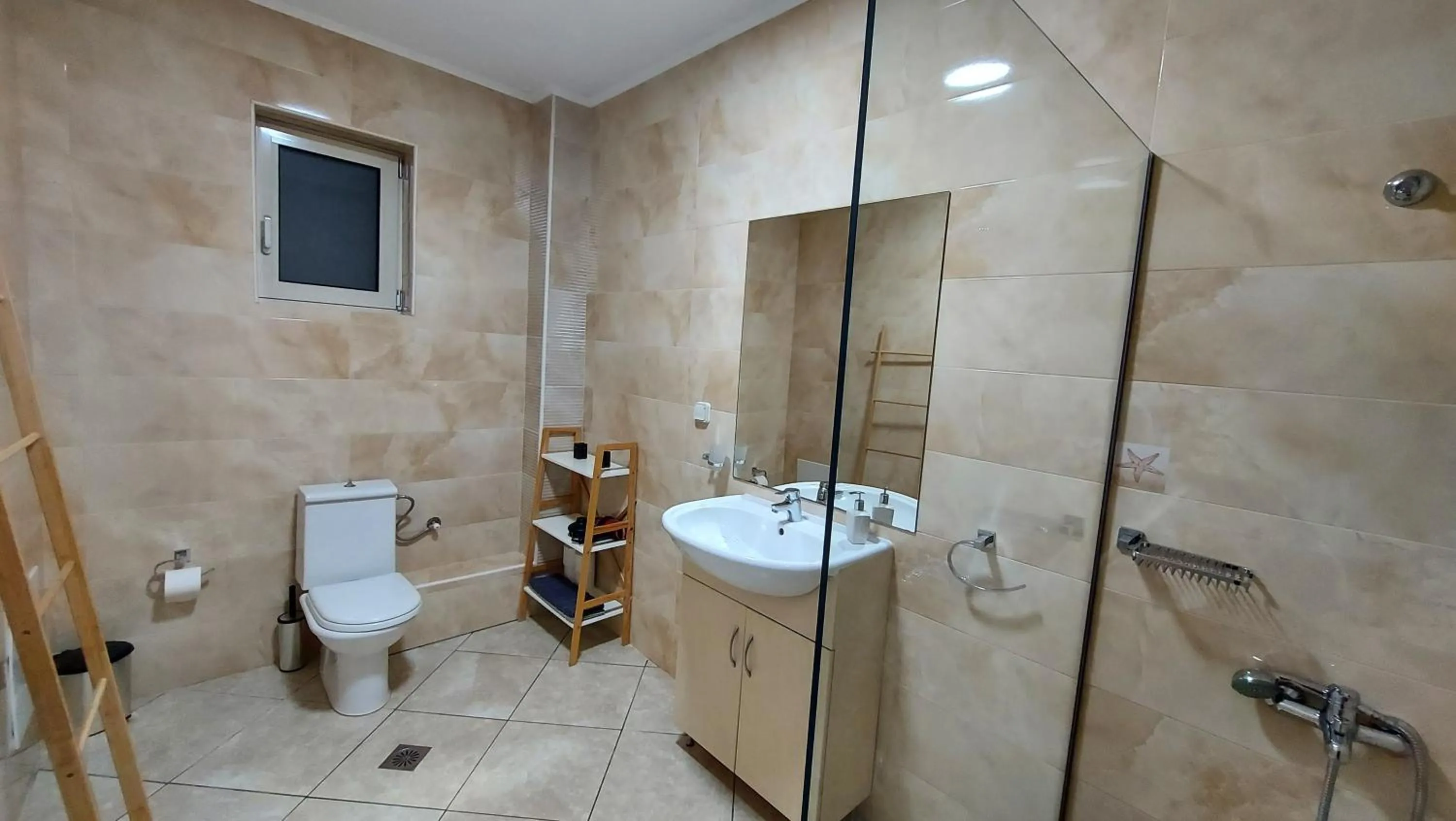 Argiri Apartments & Suites