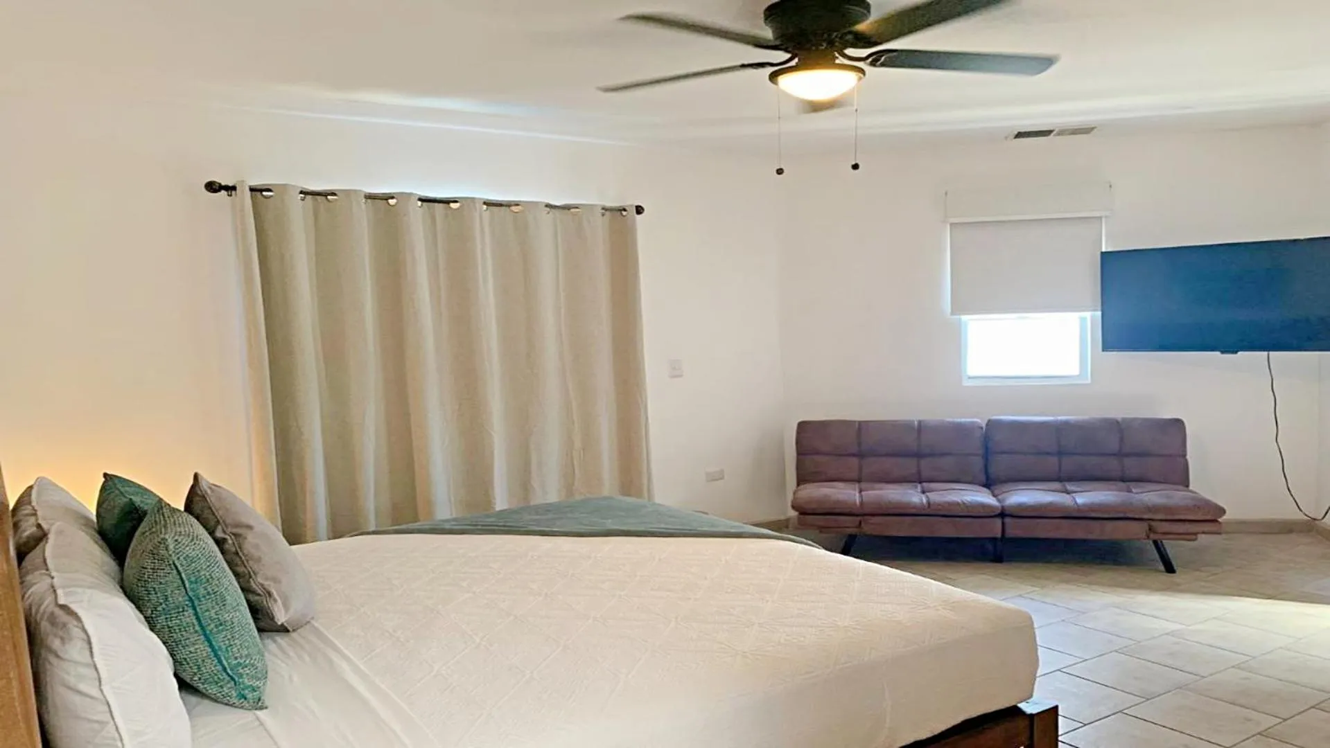 Bedroom, Bed in Villa Relax 1 by Kivoya