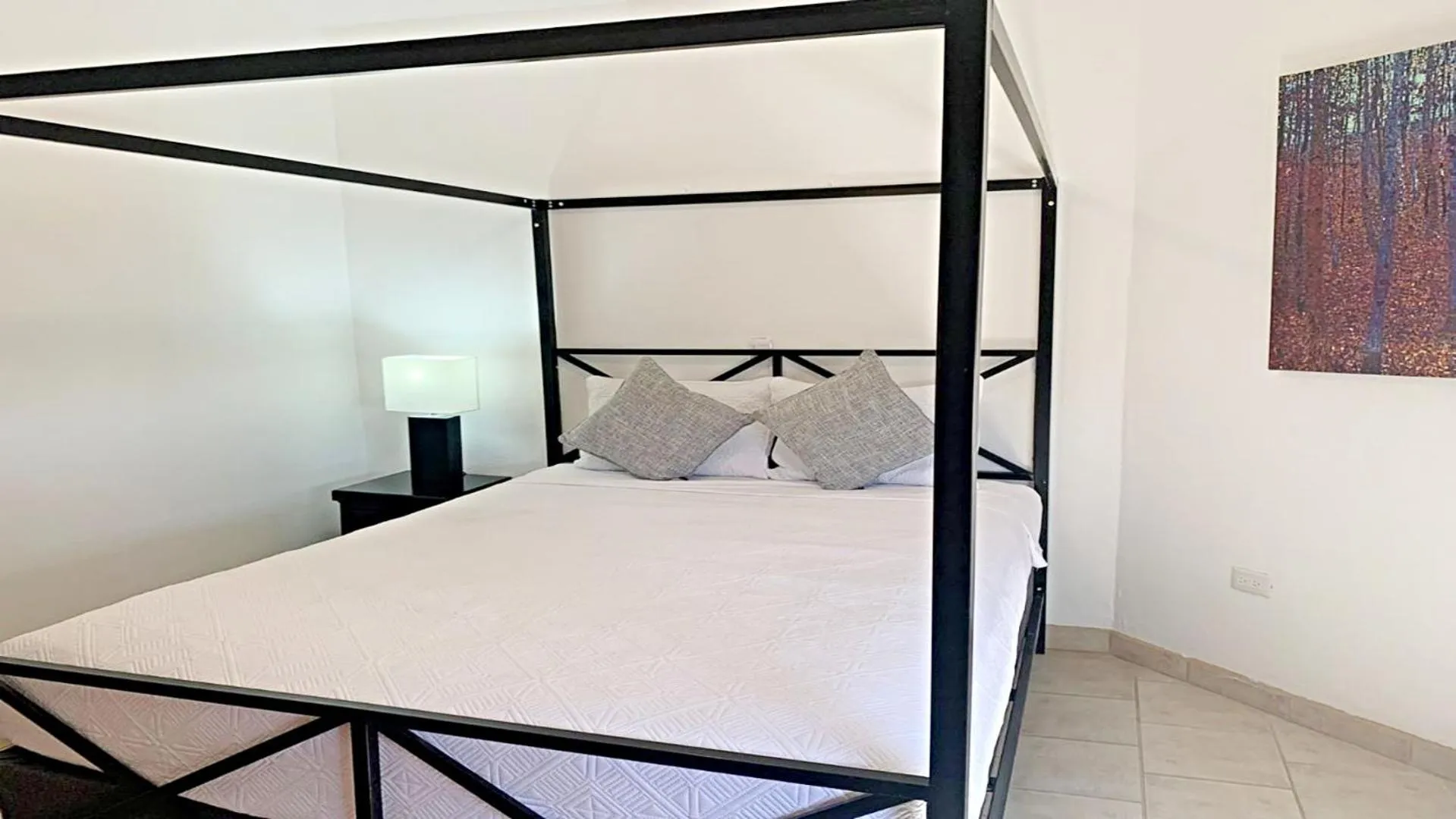 Photo of the whole room, Bed in Villa Relax 1 by Kivoya