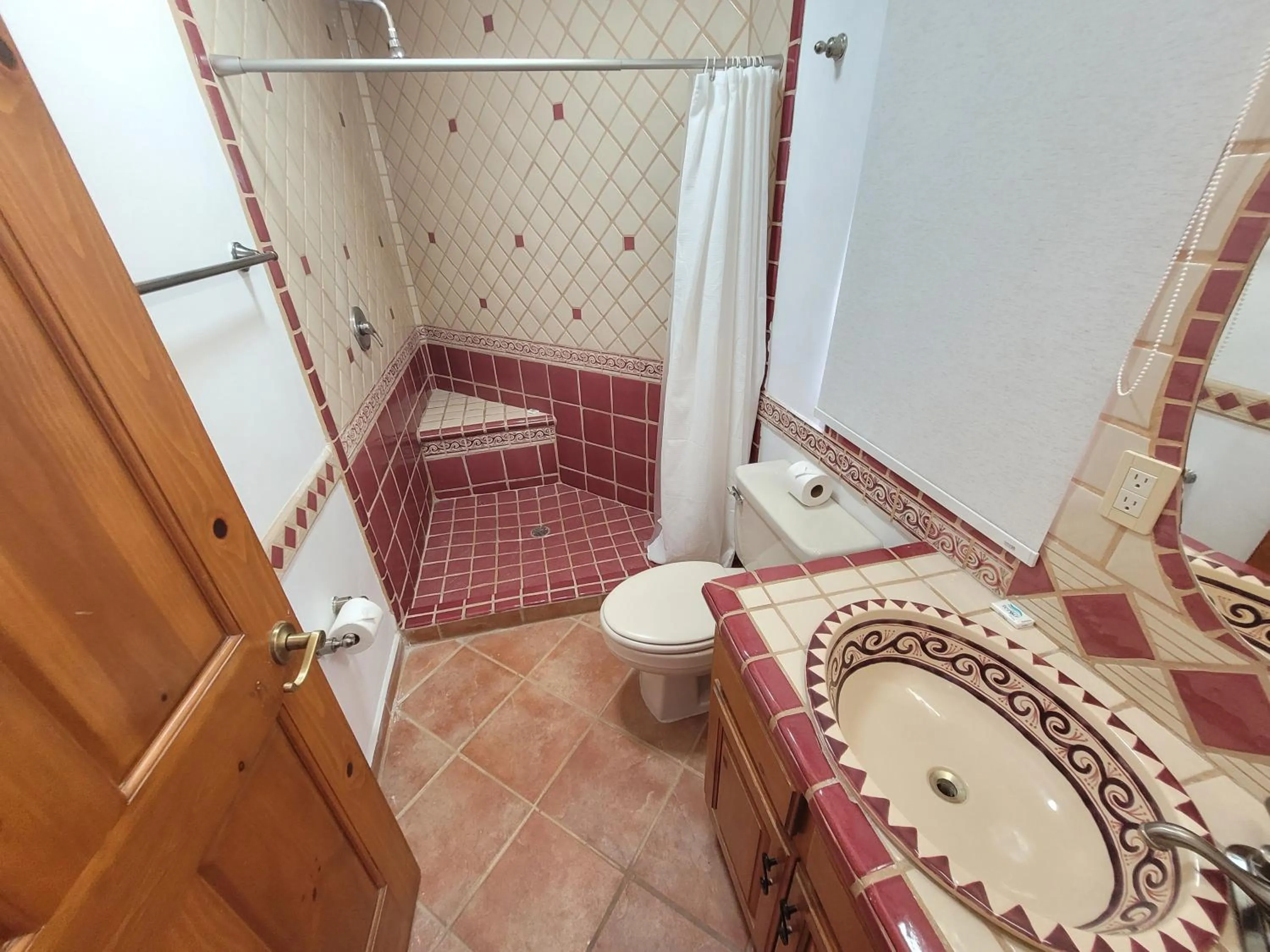 Shower in Villa Relax 2 by Kivoya