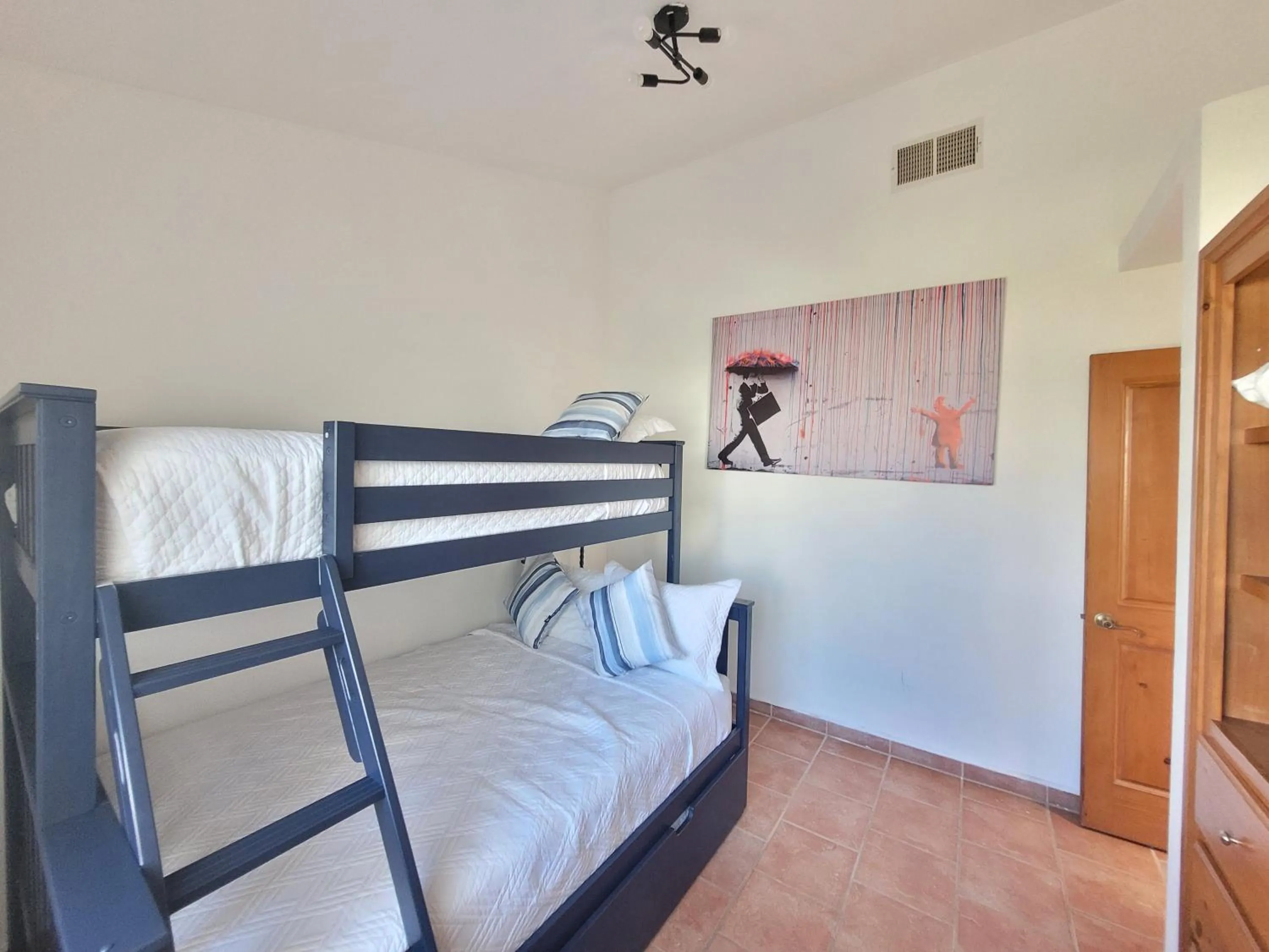 Bed in Villa Relax 2 by Kivoya