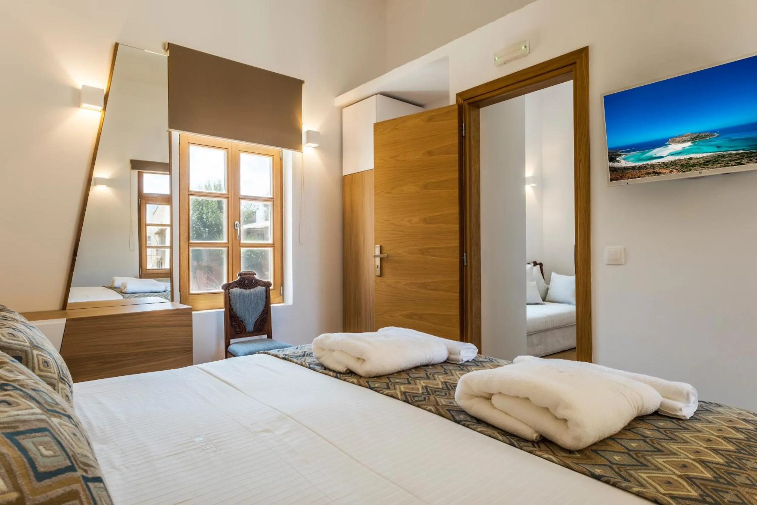 TV and multimedia, Bed in Aelios Design Hotel