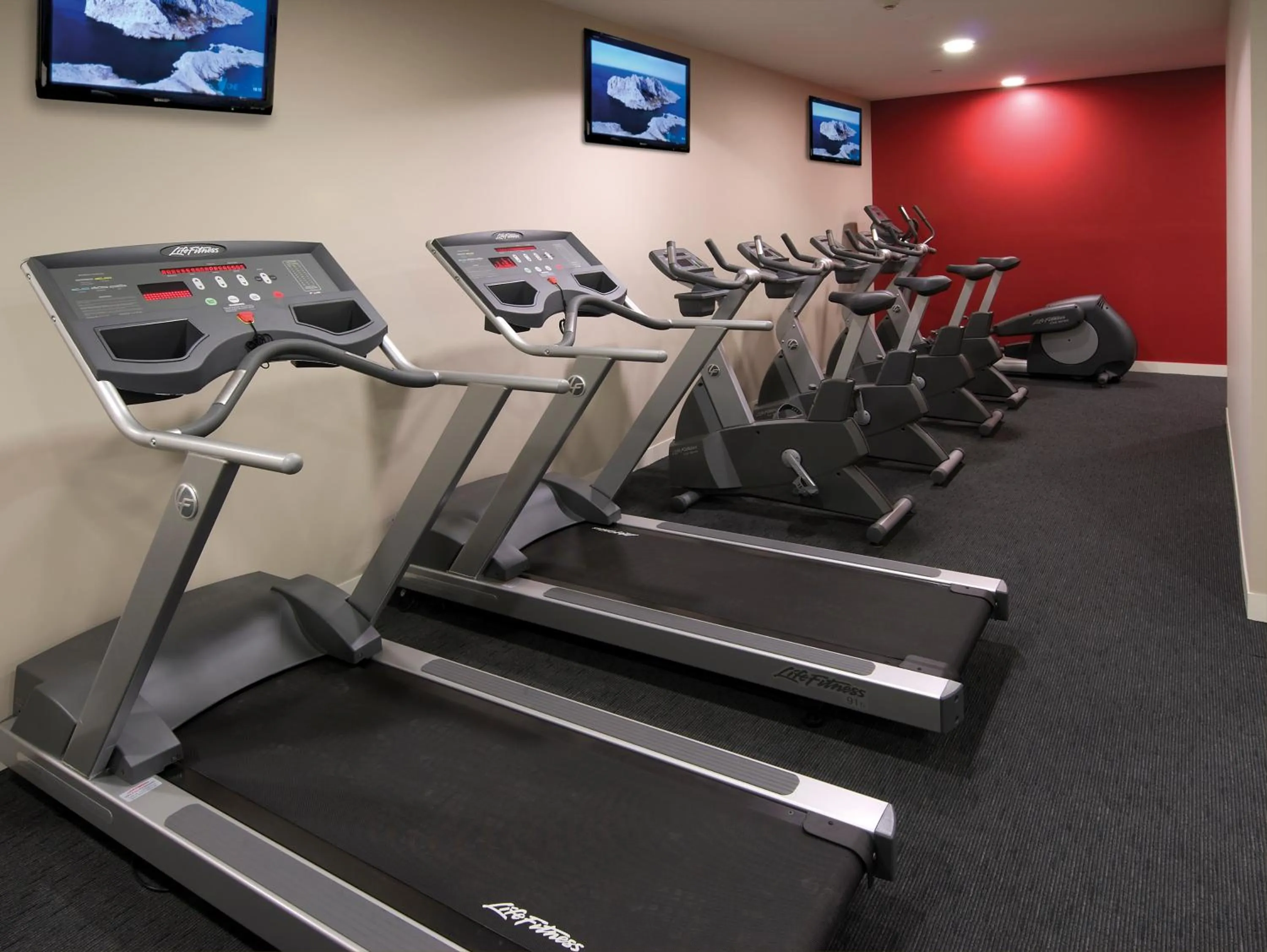 Fitness centre/facilities in Atlantis Hotel Melbourne