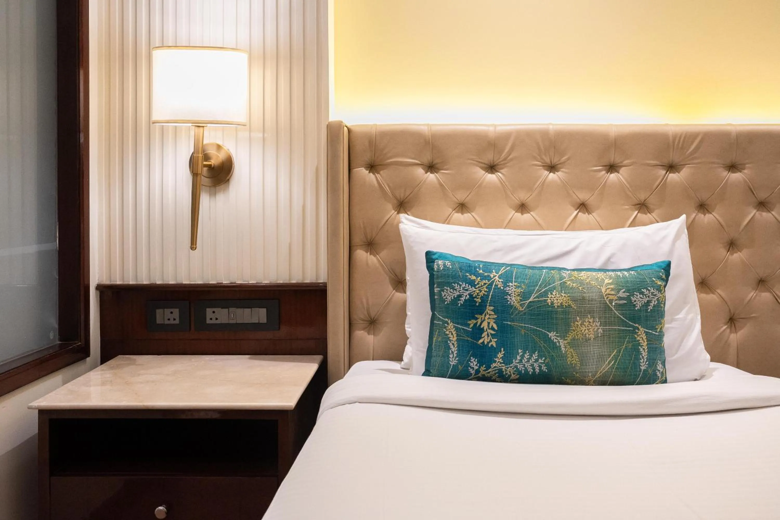 Bed in Hotel Madhuban