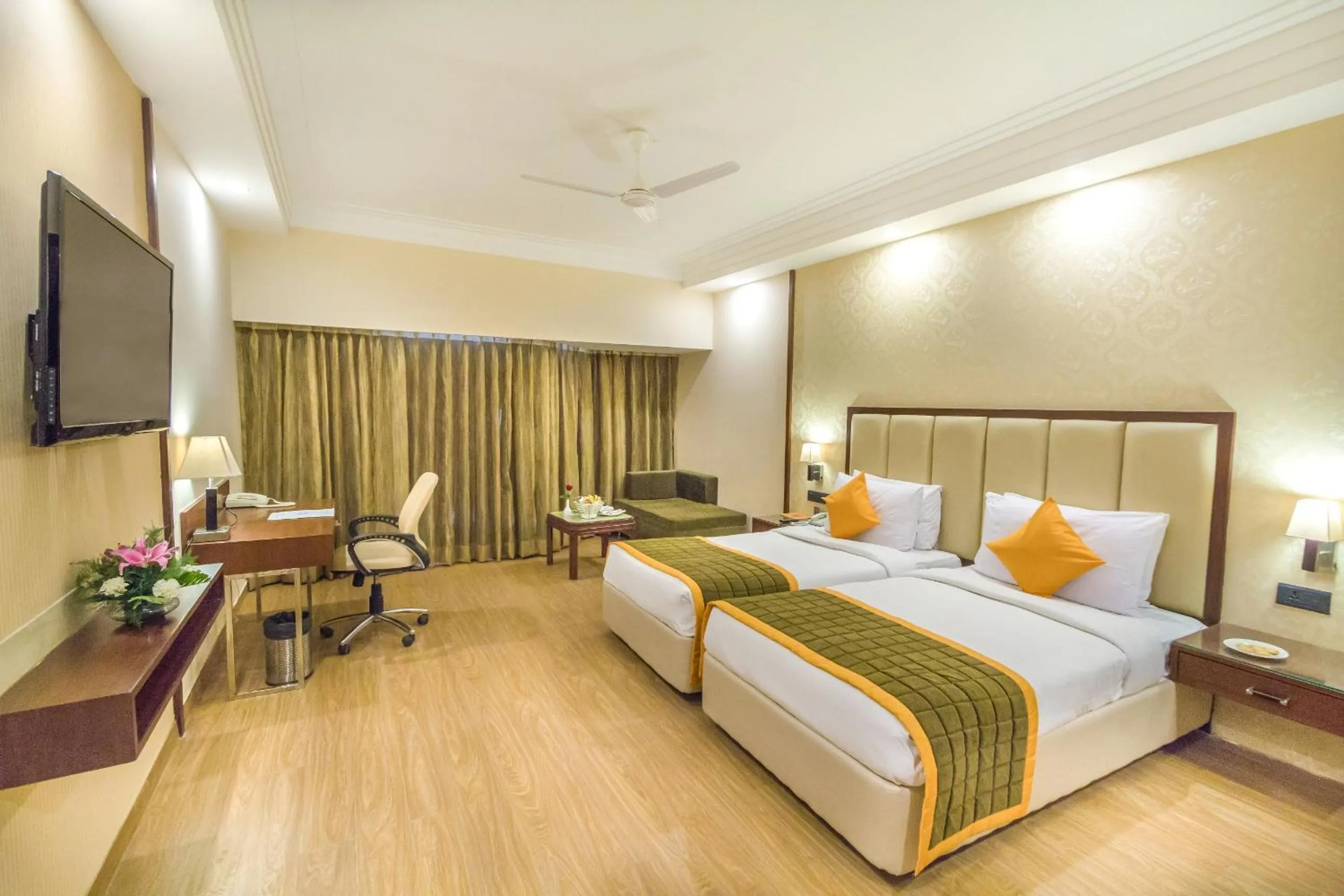 Bedroom, Bed in Hotel Madhuban