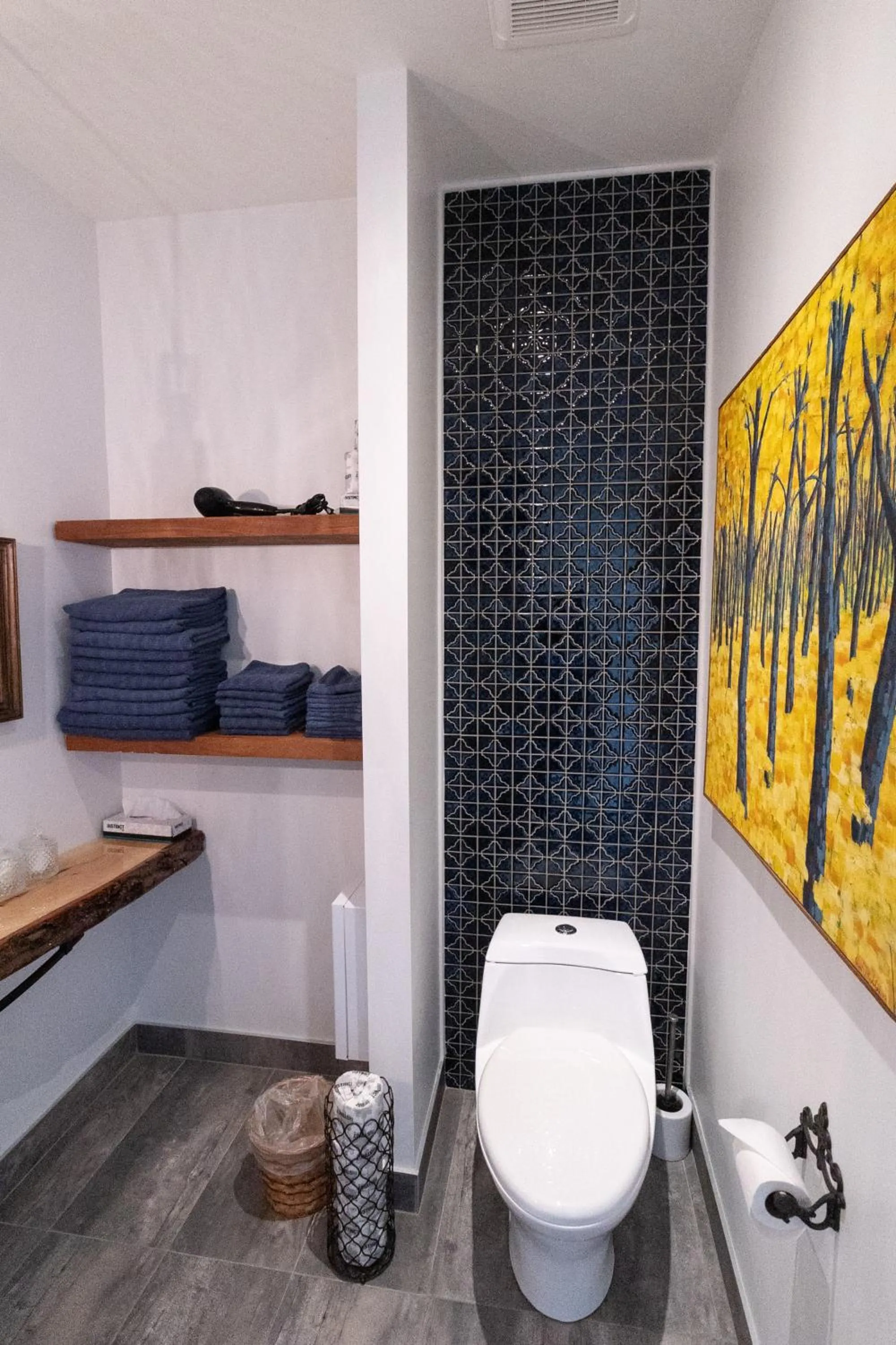 Bathroom in La Ruelle Hébergement