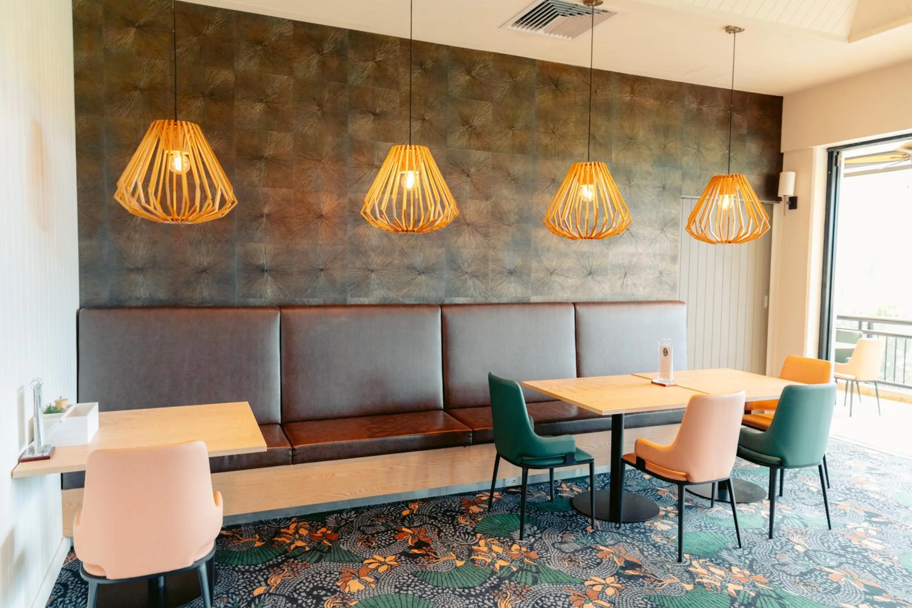 Restaurant/places to eat in Mercure Gold Coast Resort