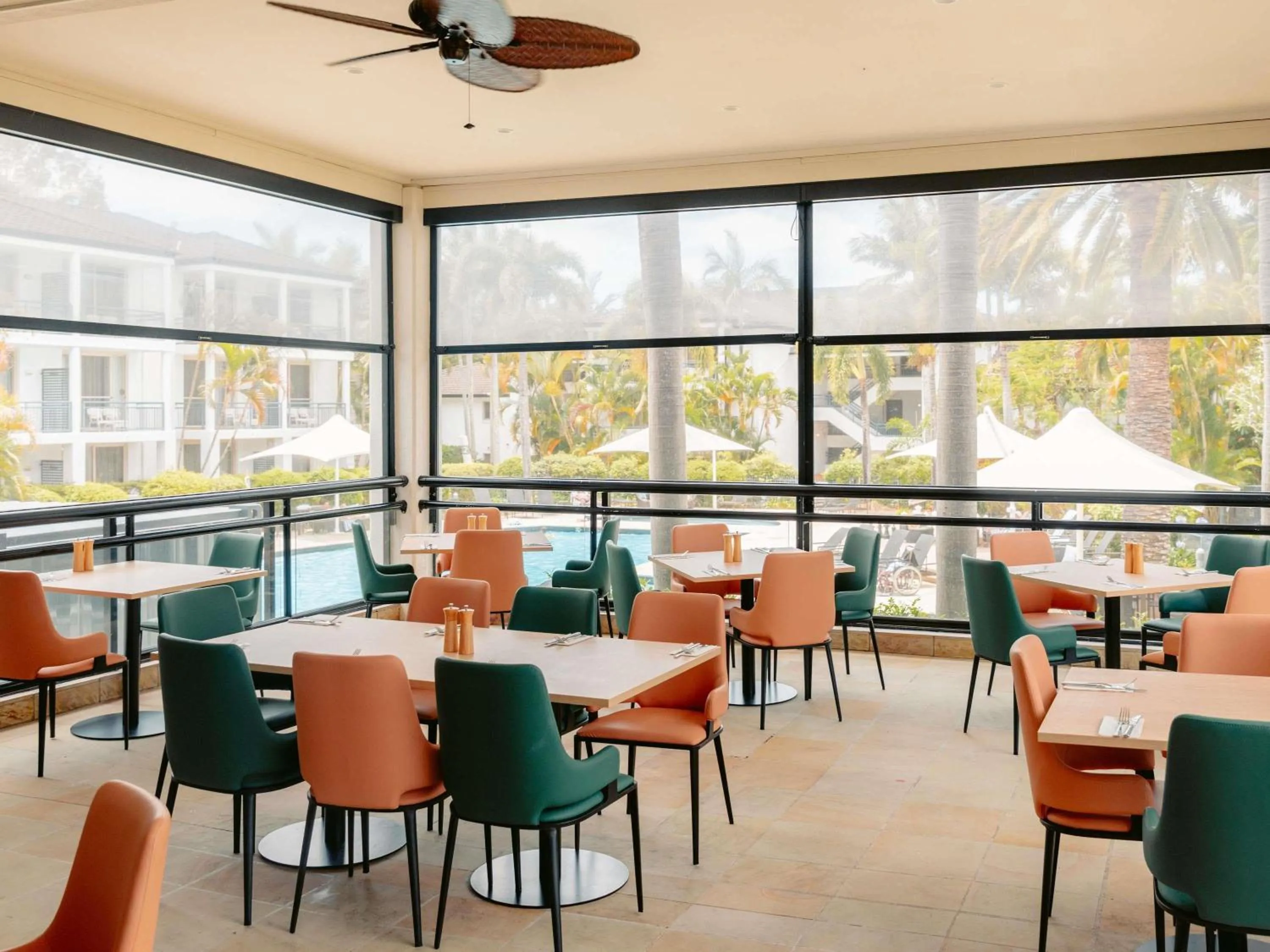 Restaurant/places to eat in Mercure Gold Coast Resort